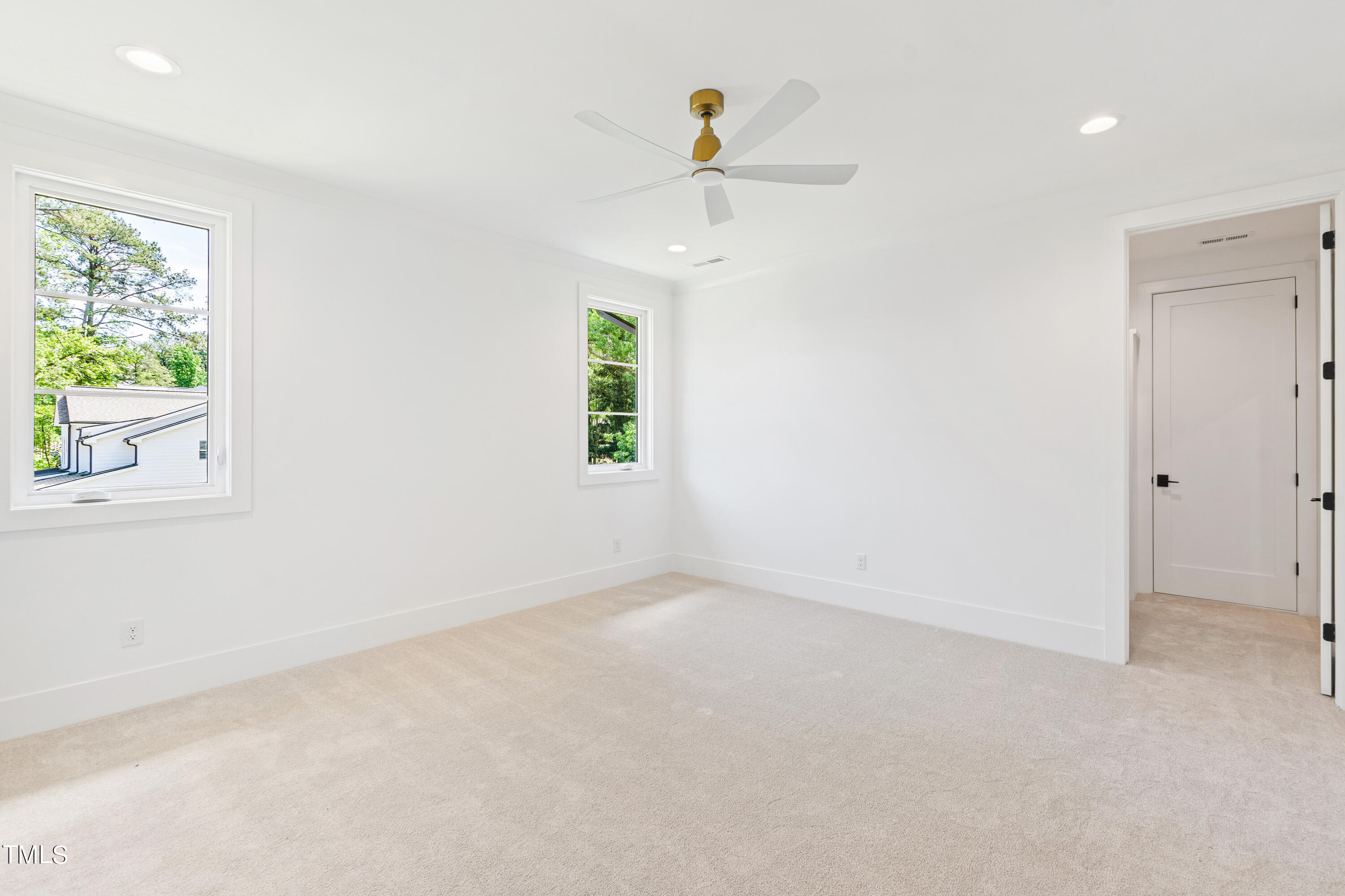 2421 Mayview Road