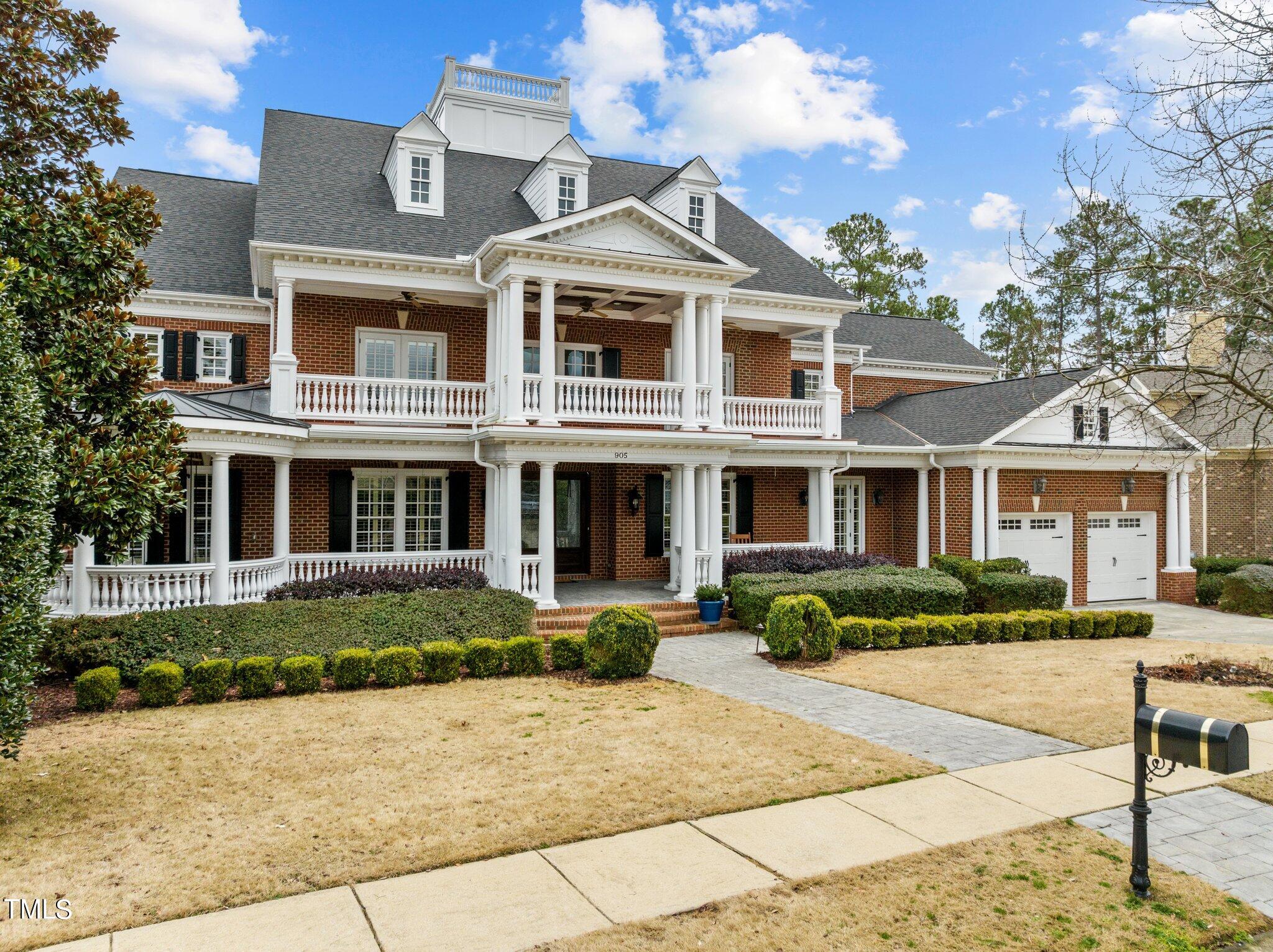 905 Dominion Hill Drive