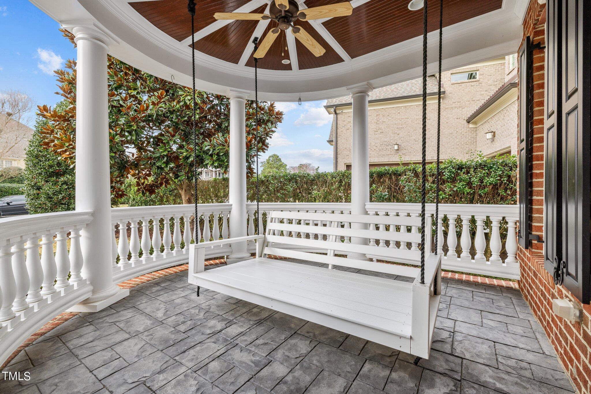 905 Dominion Hill Drive