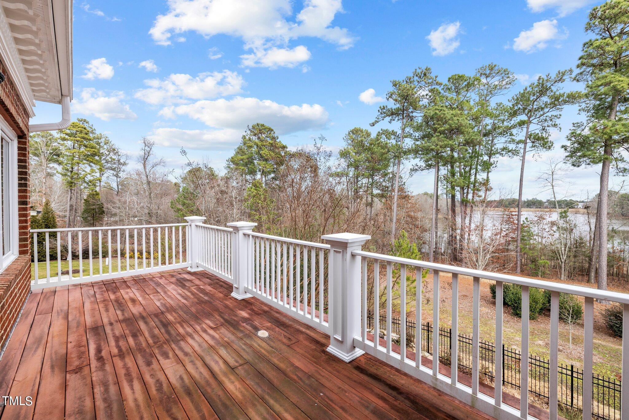 905 Dominion Hill Drive
