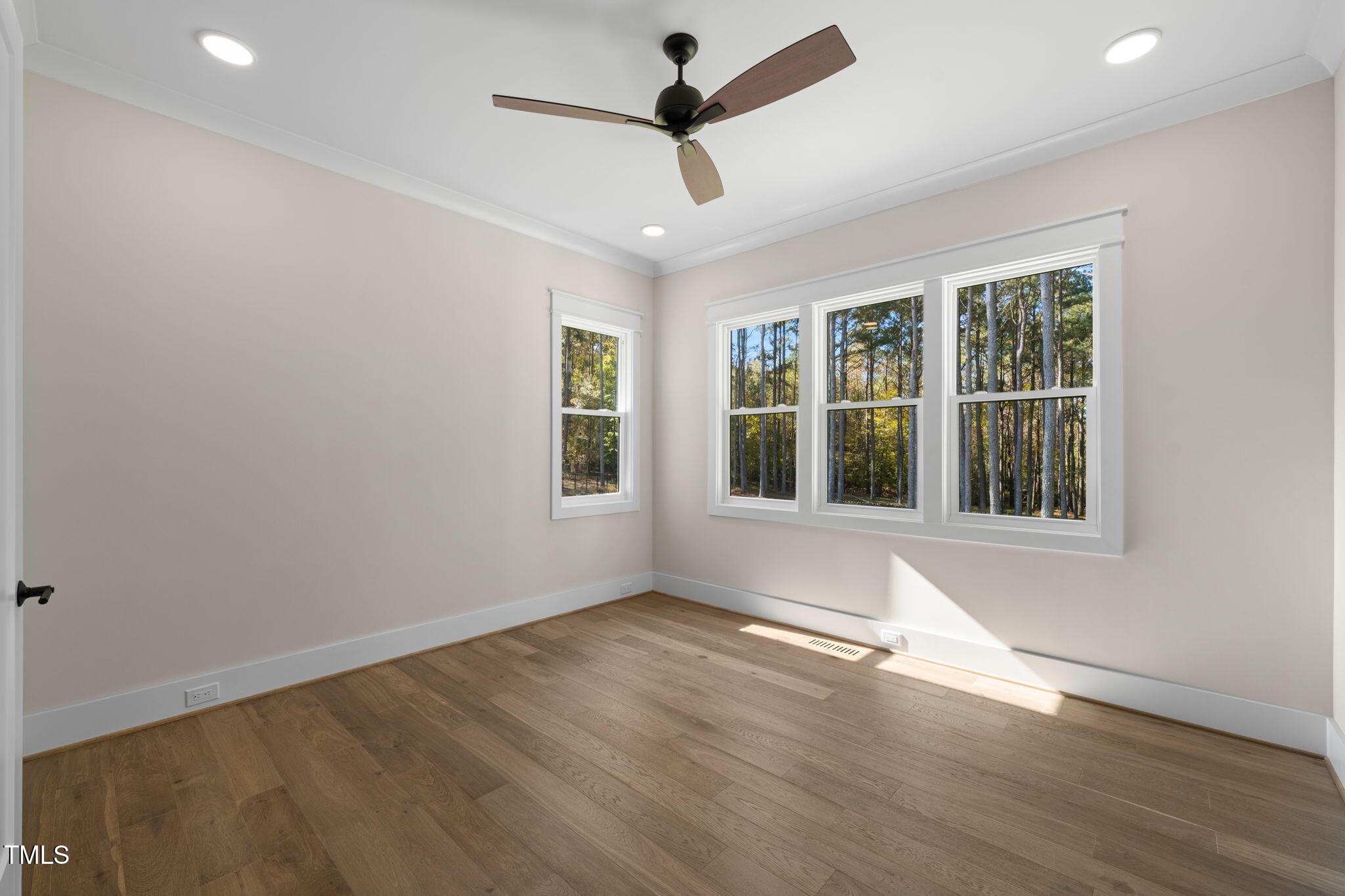 1601 Legacy Ridge Lane