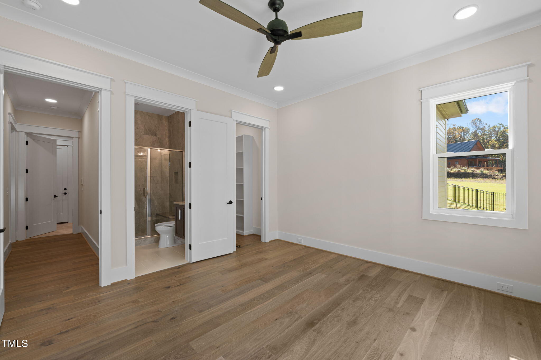 1601 Legacy Ridge Lane
