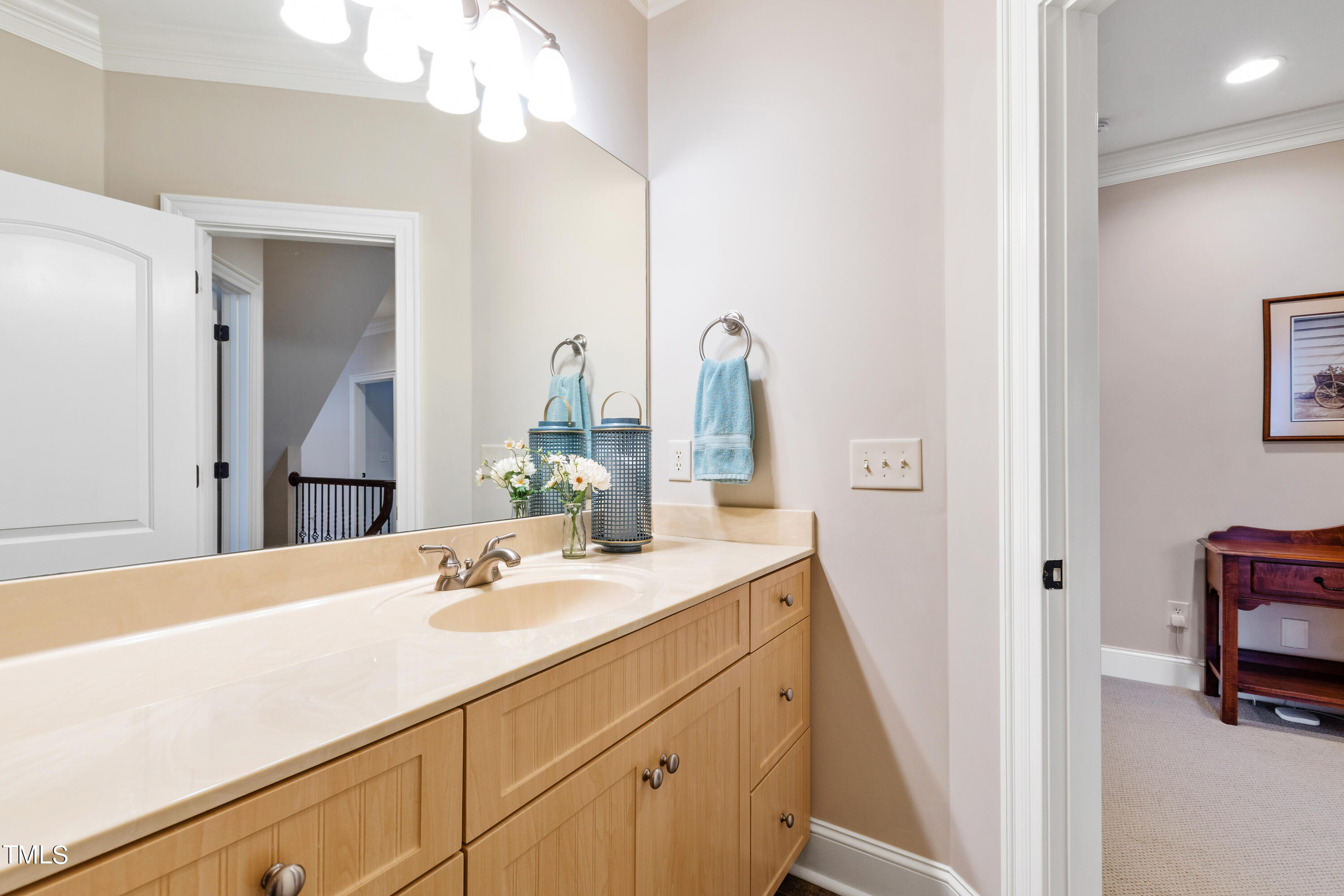 1012 Quiet Ridge Circle