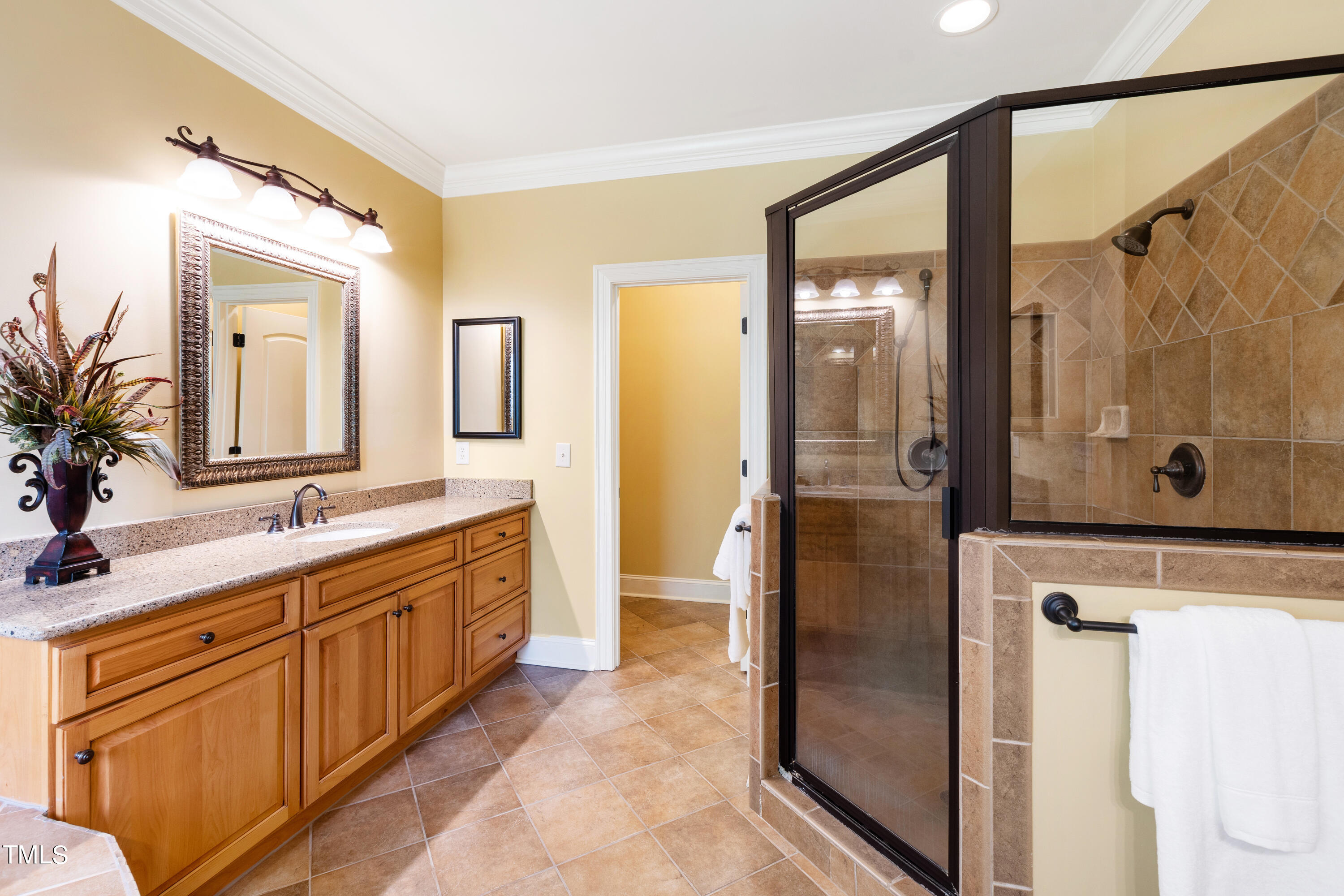 1012 Quiet Ridge Circle