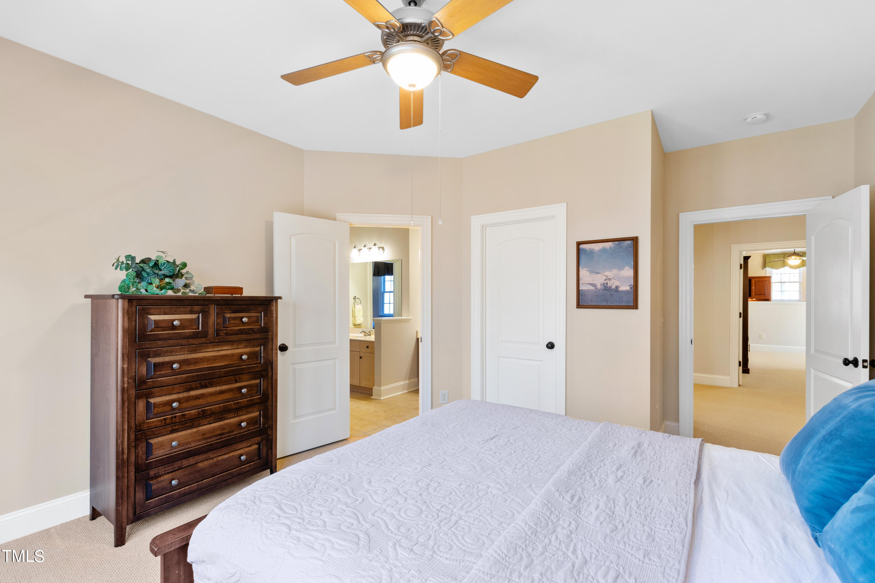 1012 Quiet Ridge Circle
