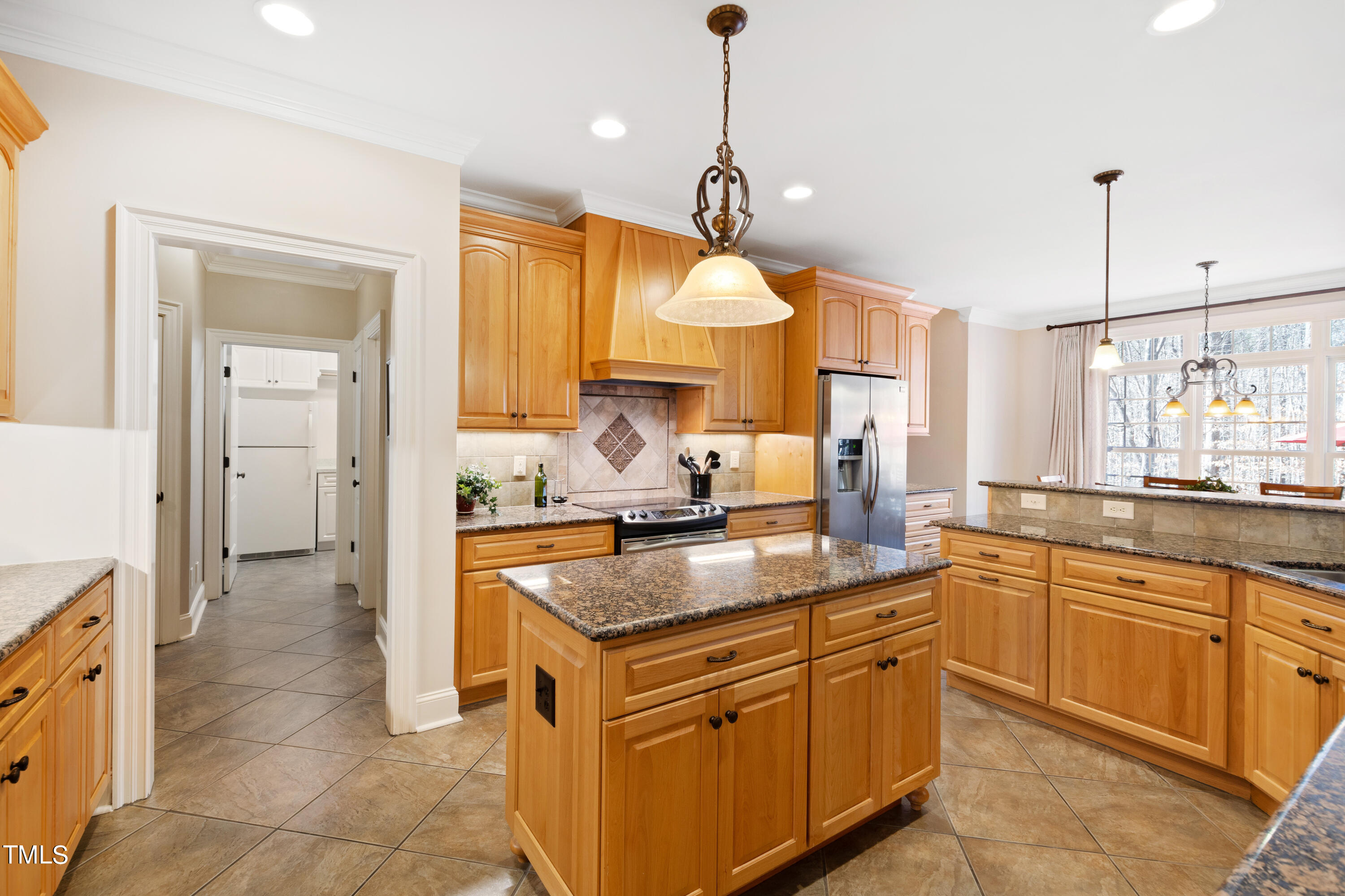1012 Quiet Ridge Circle