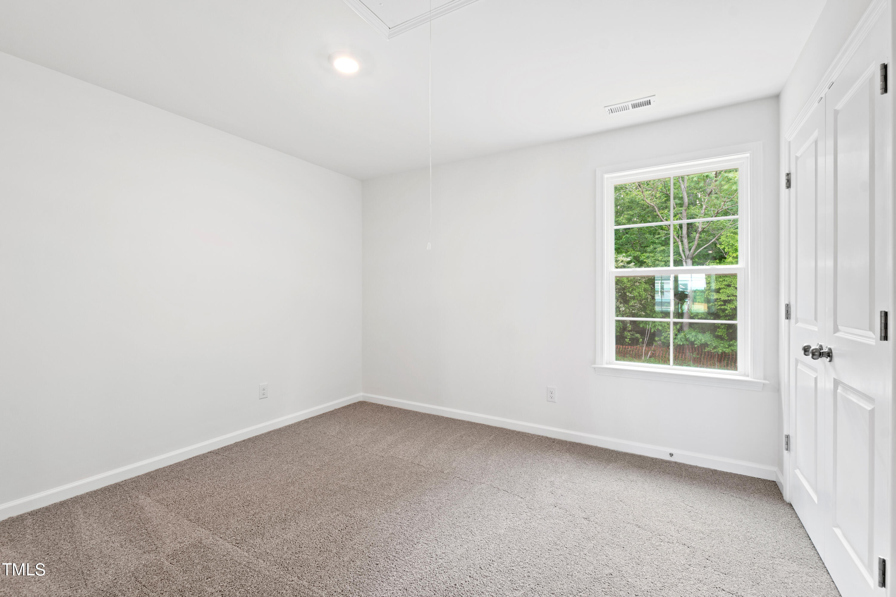 365 Oak Park Boulevard
