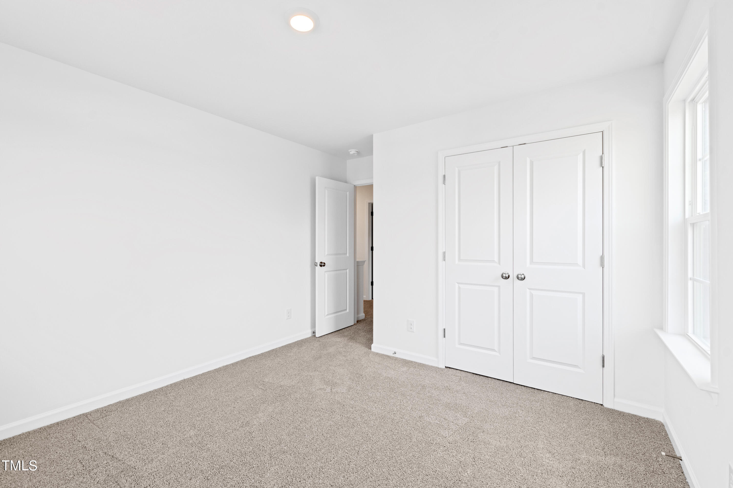 365 Oak Park Boulevard