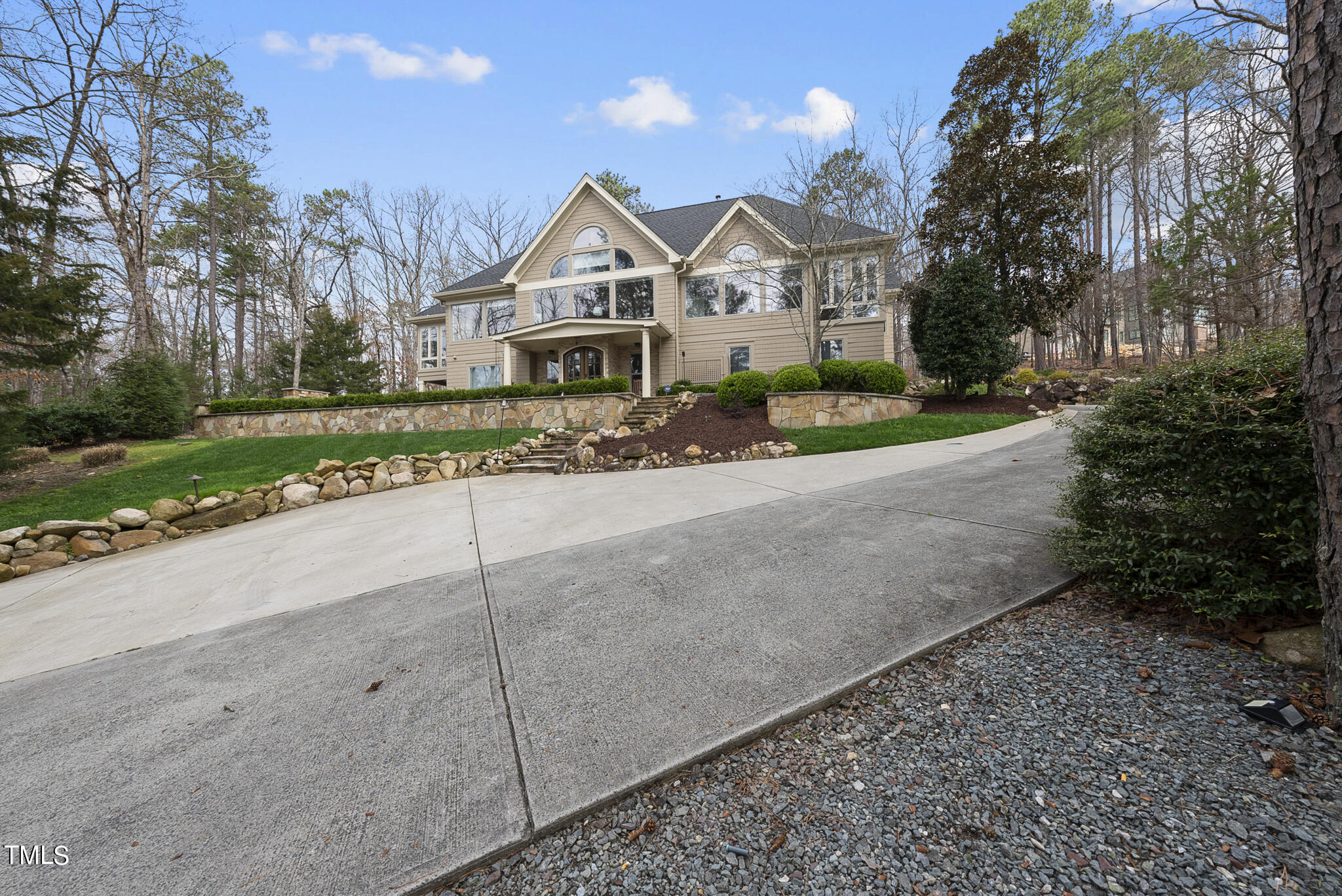 11512 Governors Drive