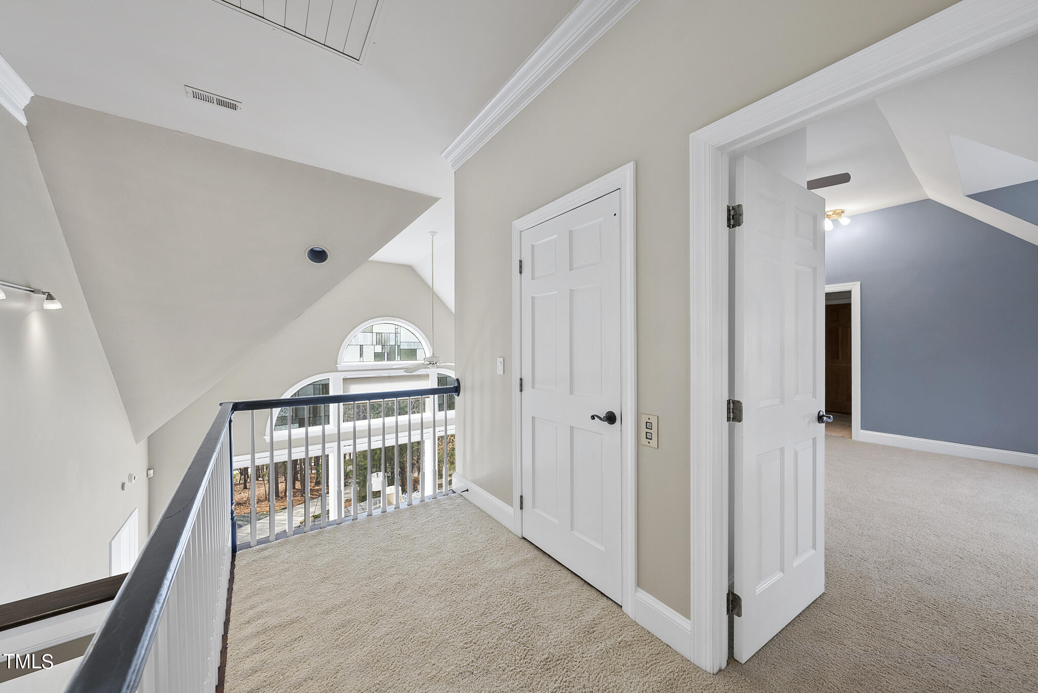 11512 Governors Drive