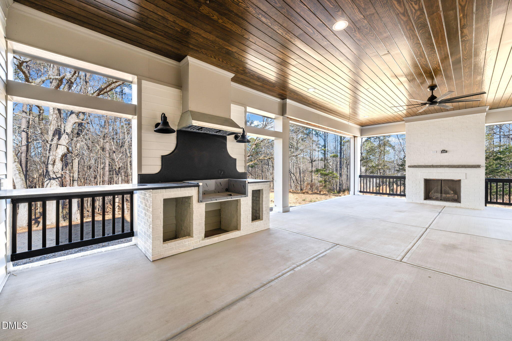 1809 Stream Manor Court
