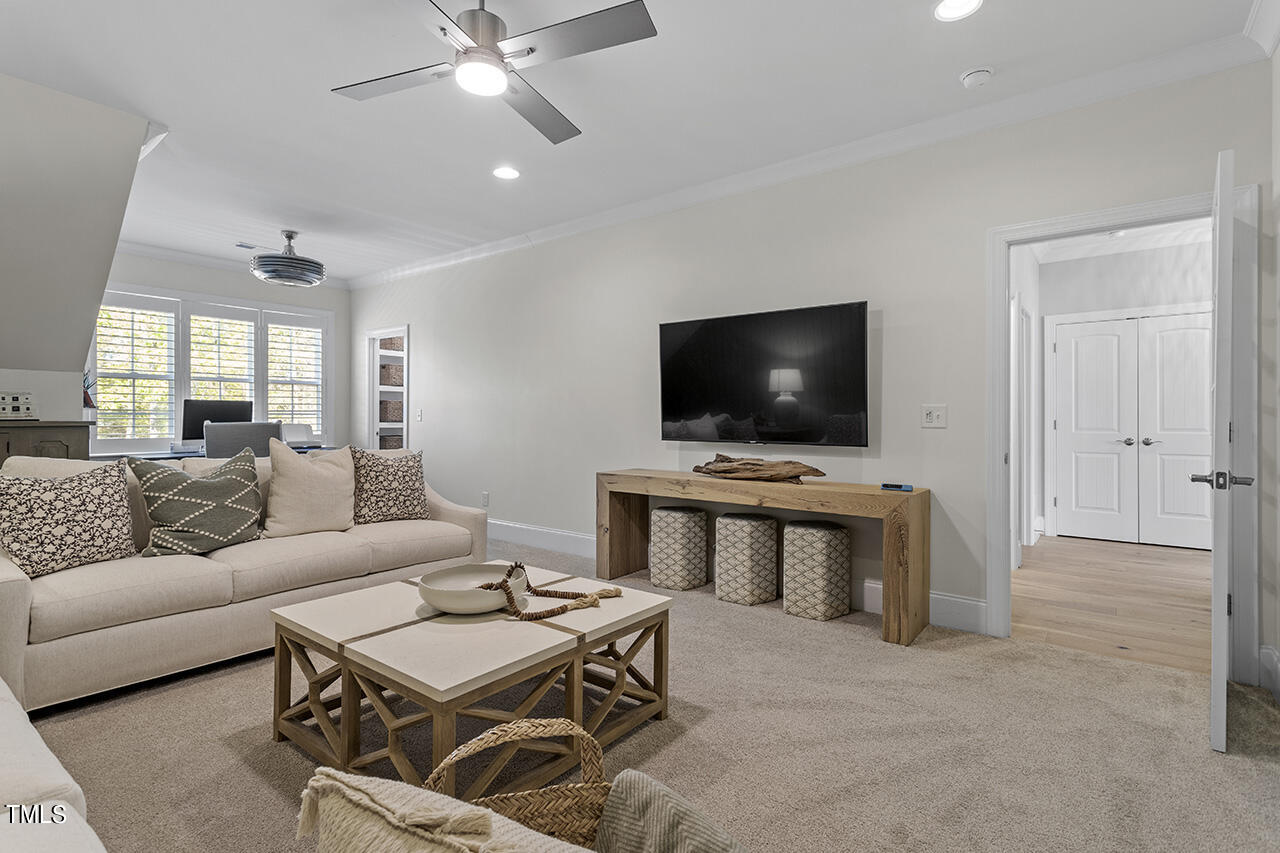 2086 Amalfi Place