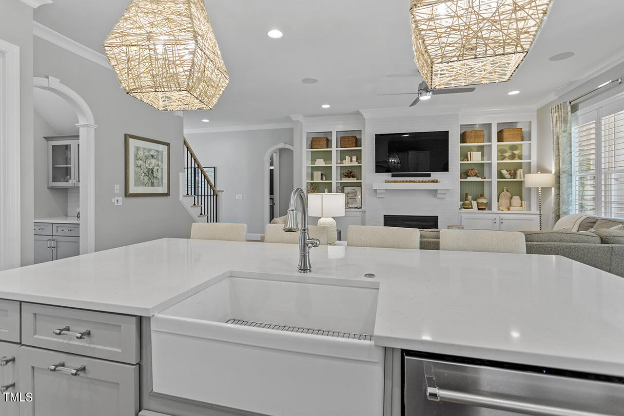 2086 Amalfi Place