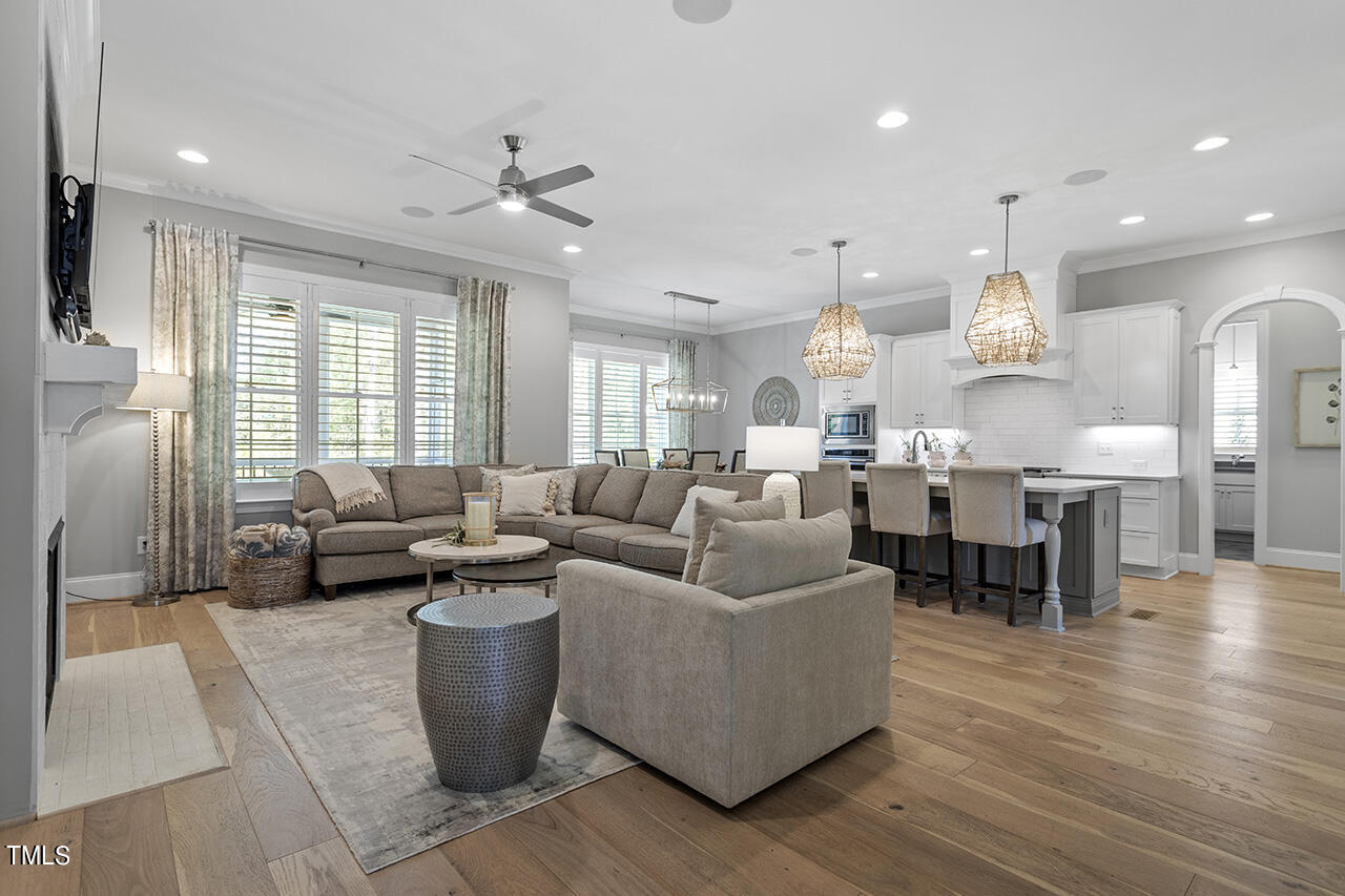 2086 Amalfi Place