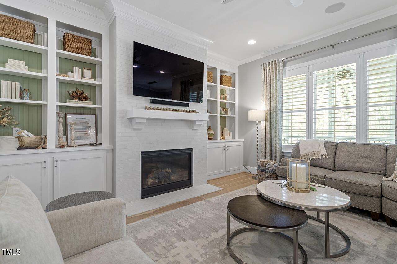 2086 Amalfi Place