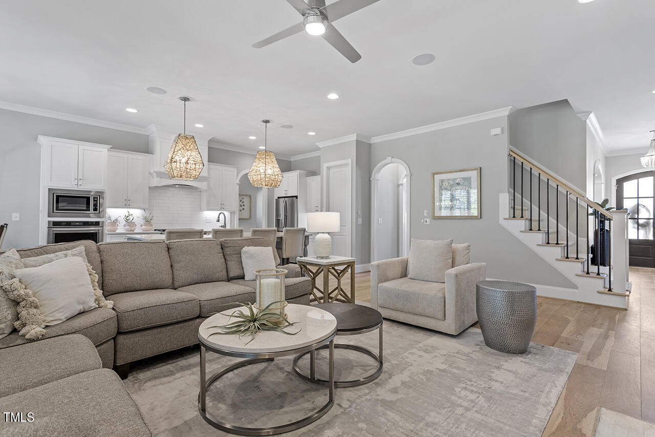 2086 Amalfi Place