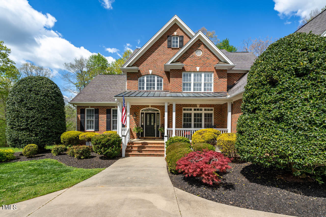 2727 Cliff View Drive