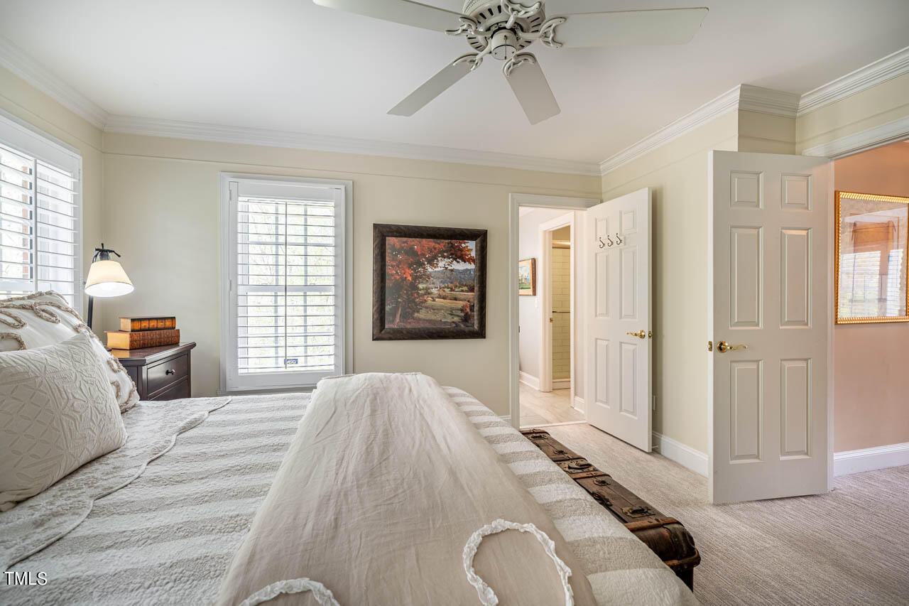 2727 Cliff View Drive