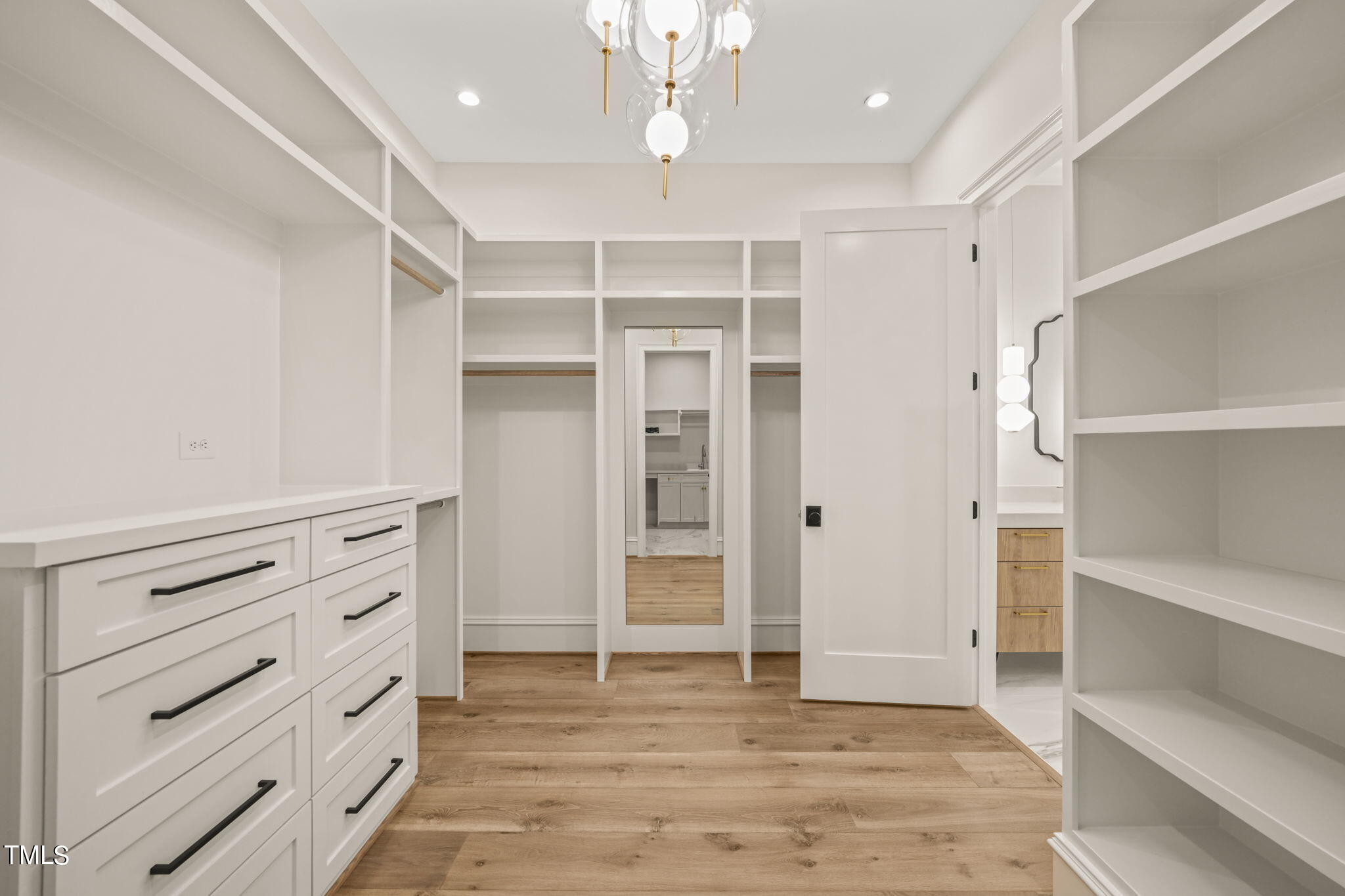 1621 Legacy Ridge Lane