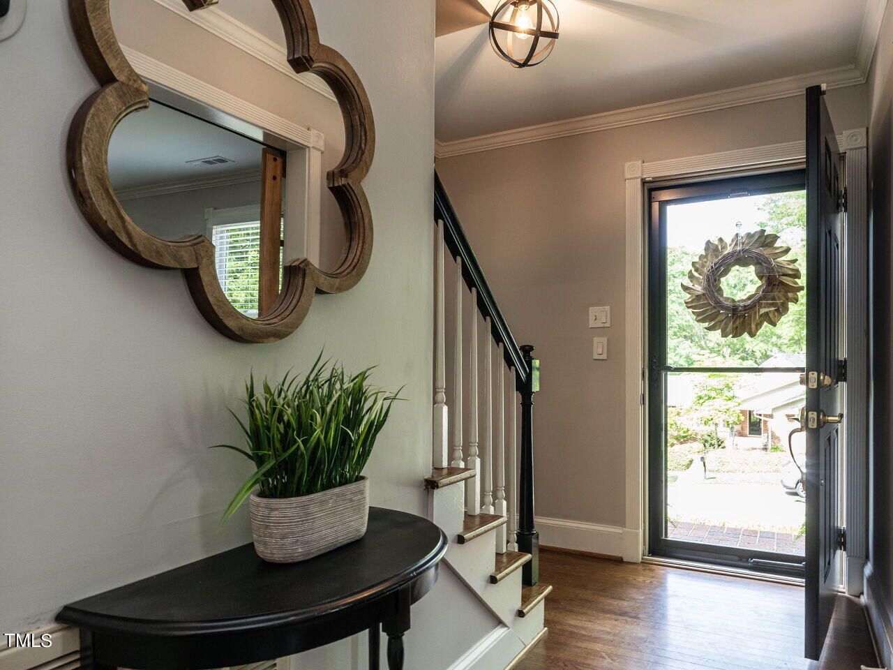 7800 Vauxhill Drive