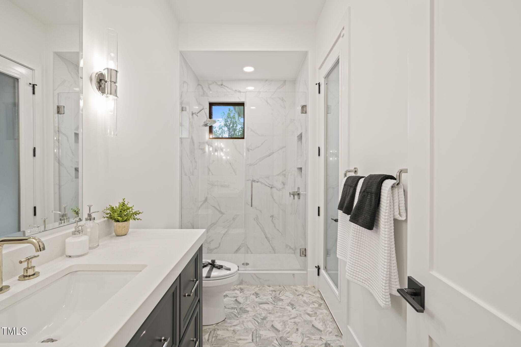 1701 Legacy Ridge Lane