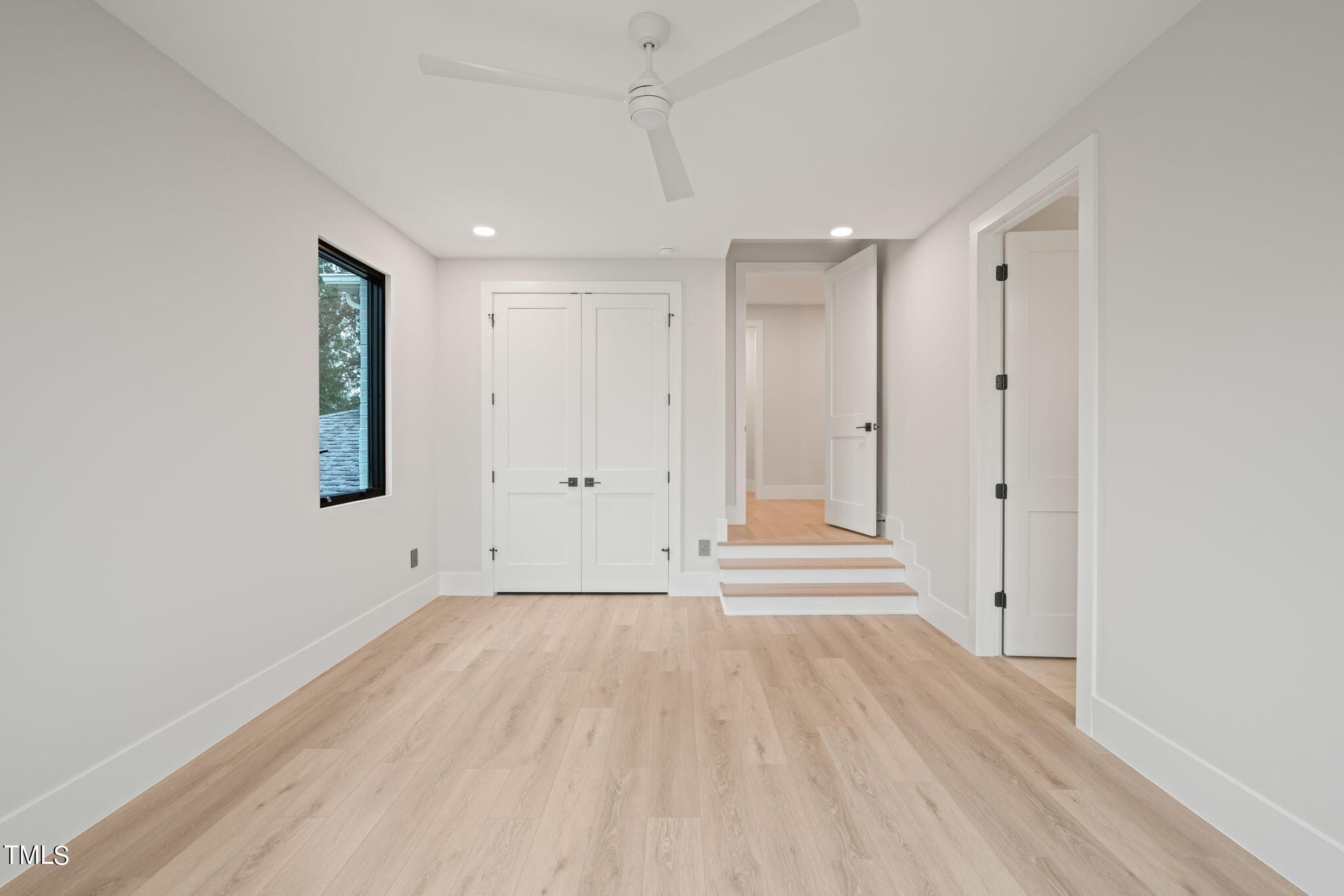 1701 Legacy Ridge Lane