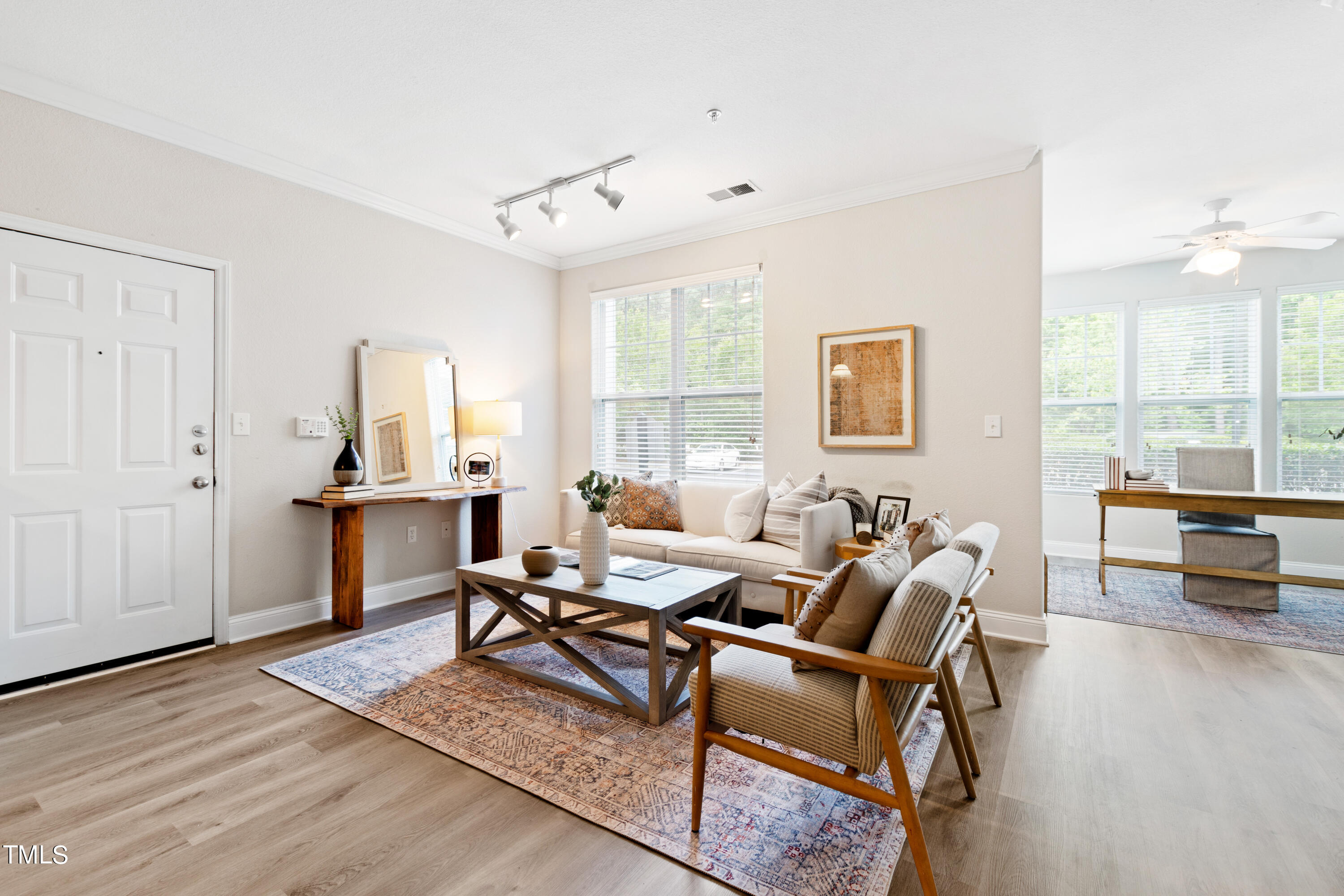 1914 Parkside Village Drive