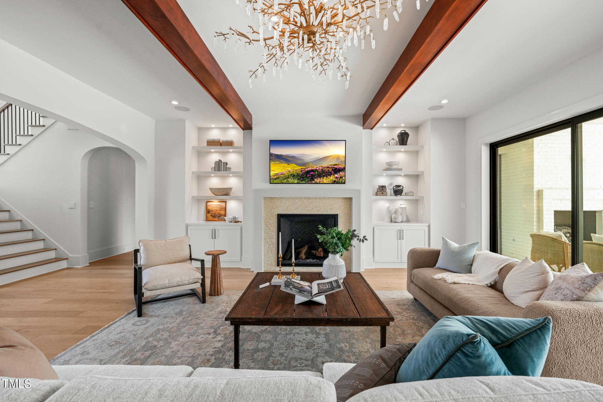 8916 Grand Highland Way