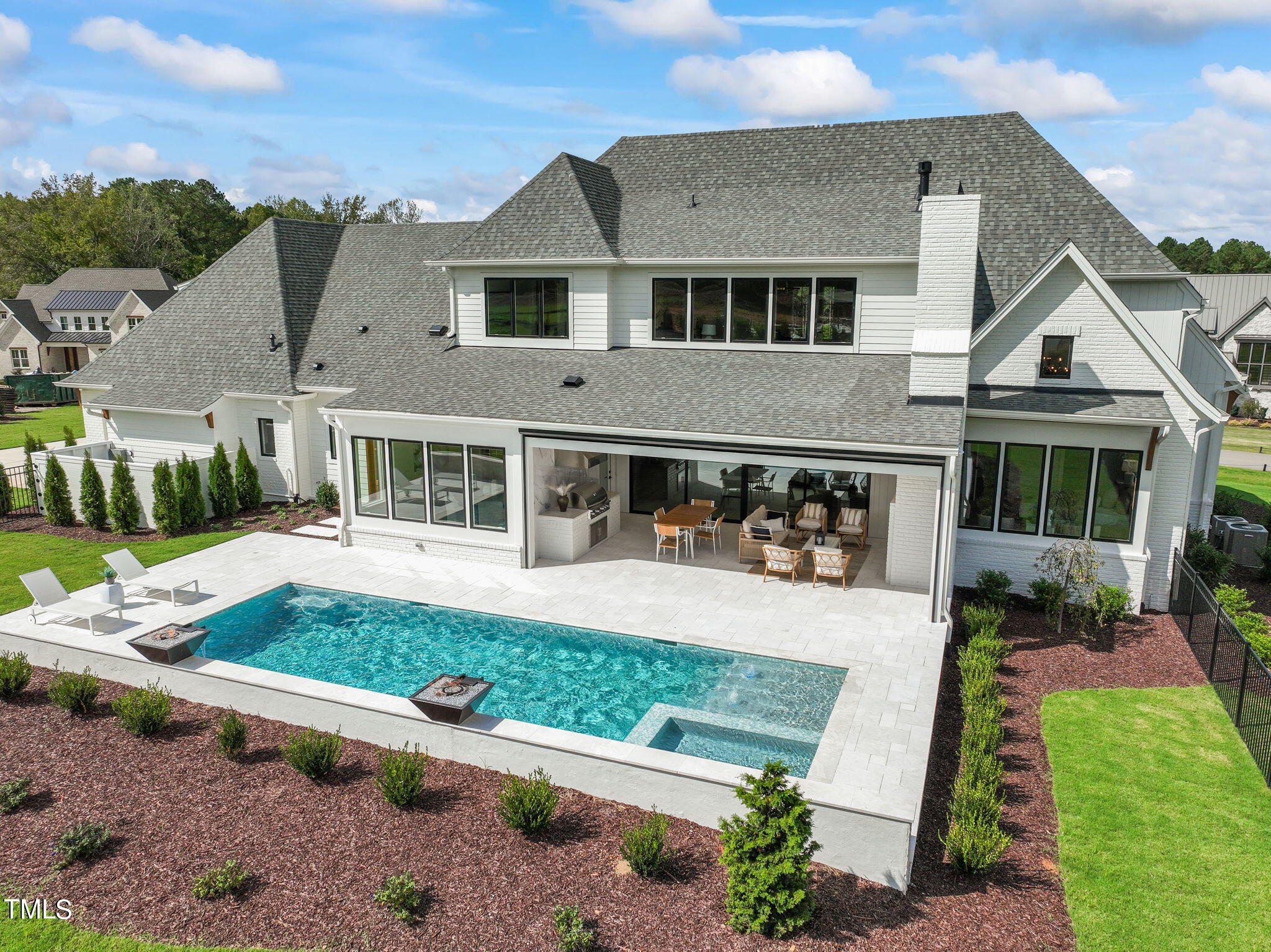 8916 Grand Highland Way