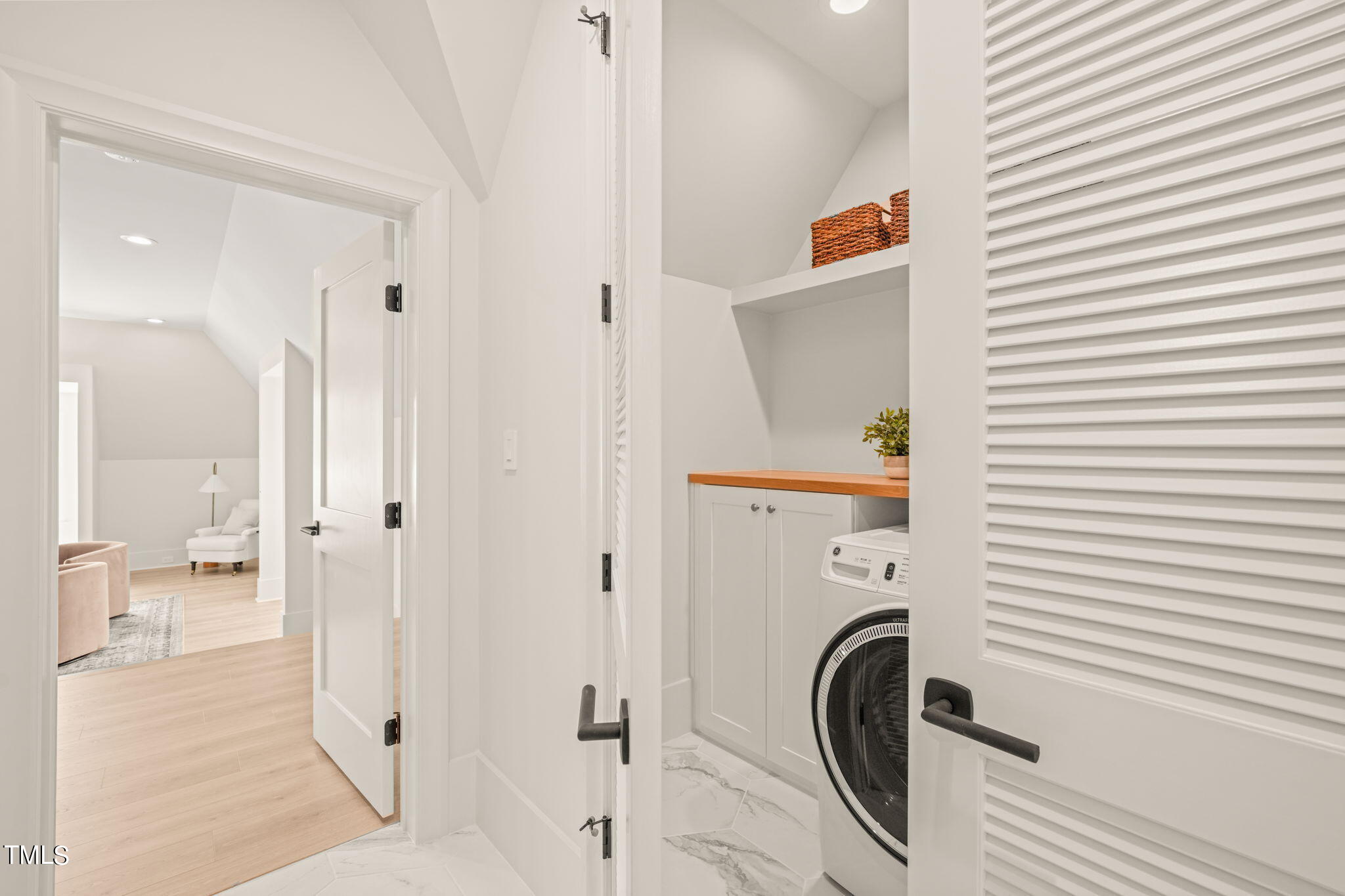 8916 Grand Highland Way