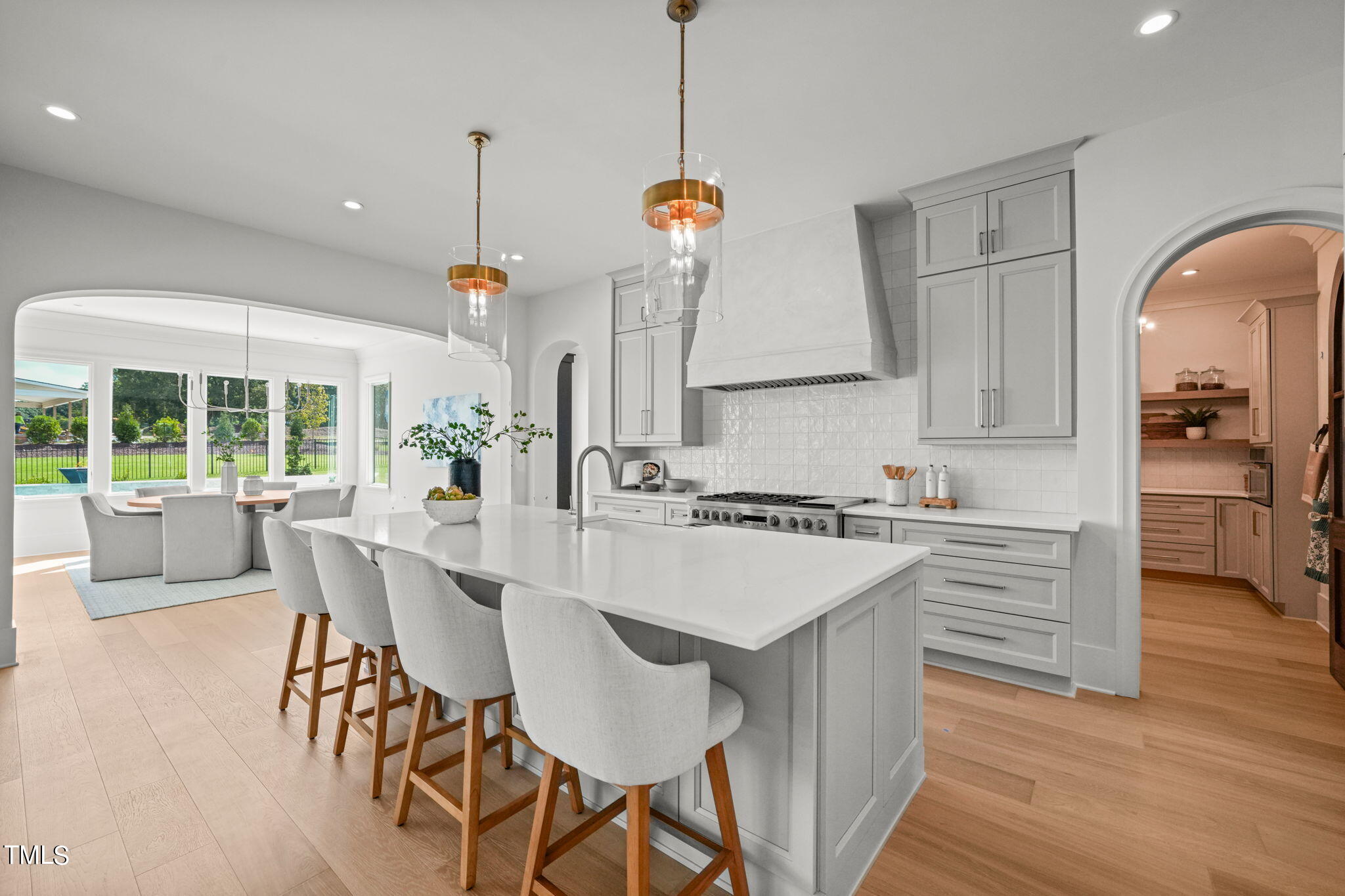 8916 Grand Highland Way