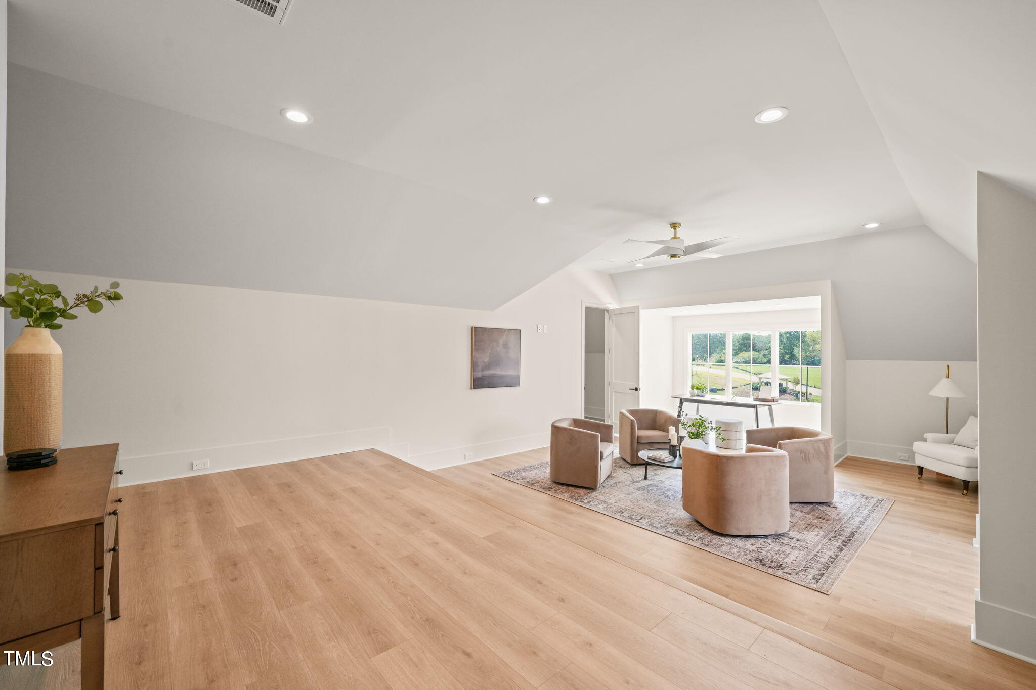 8916 Grand Highland Way