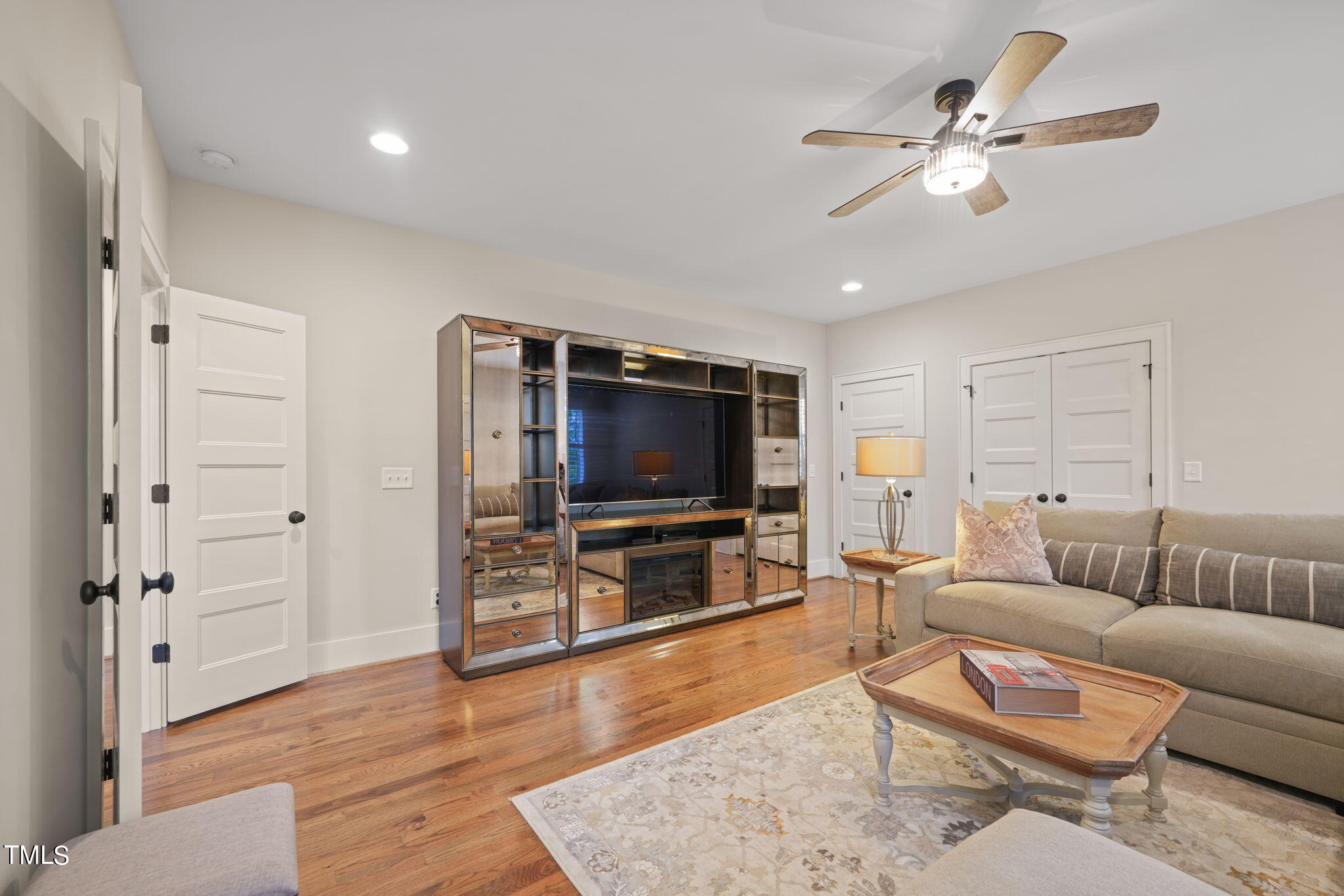 1104 Springdale Drive