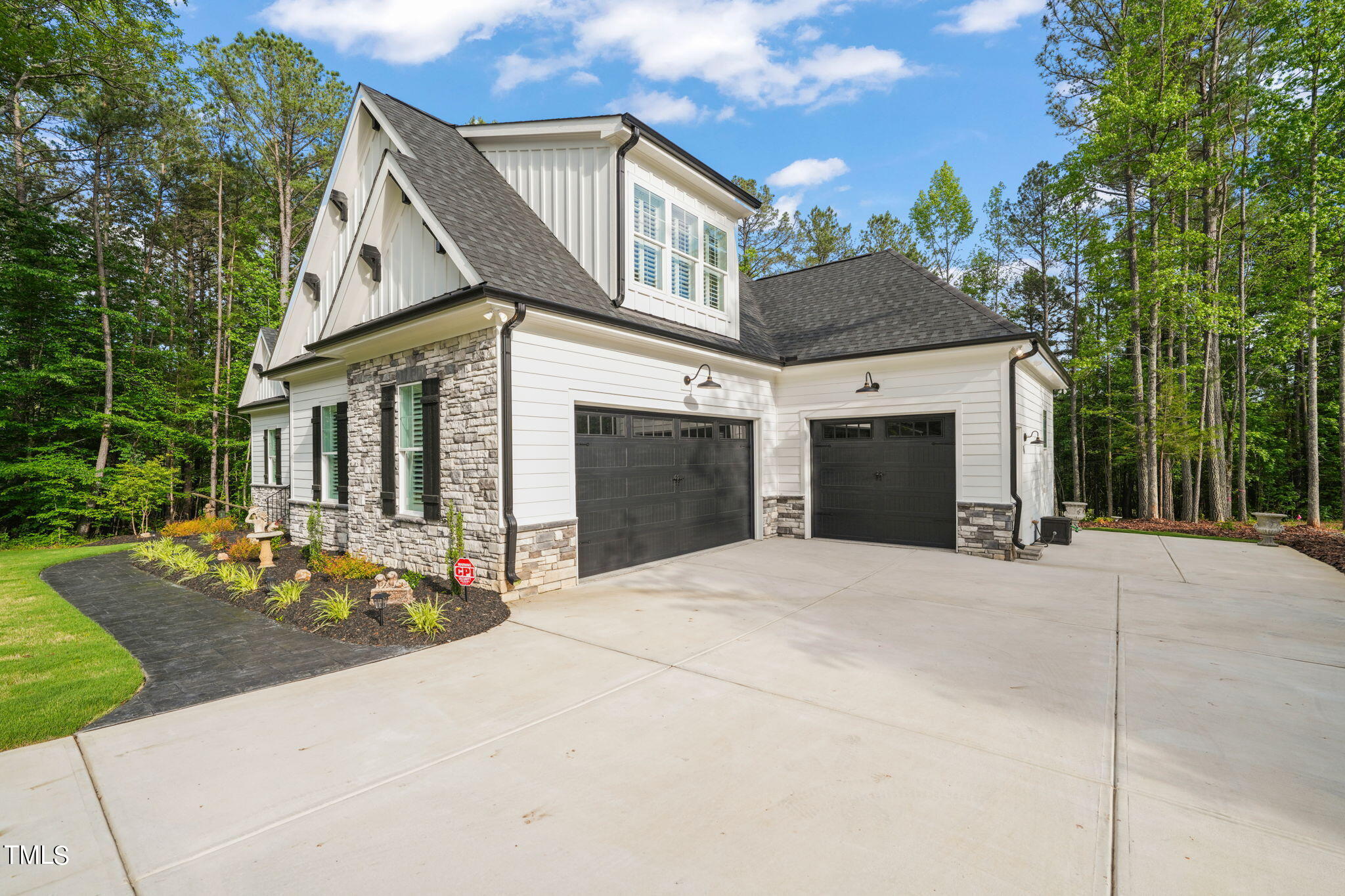 1104 Springdale Drive