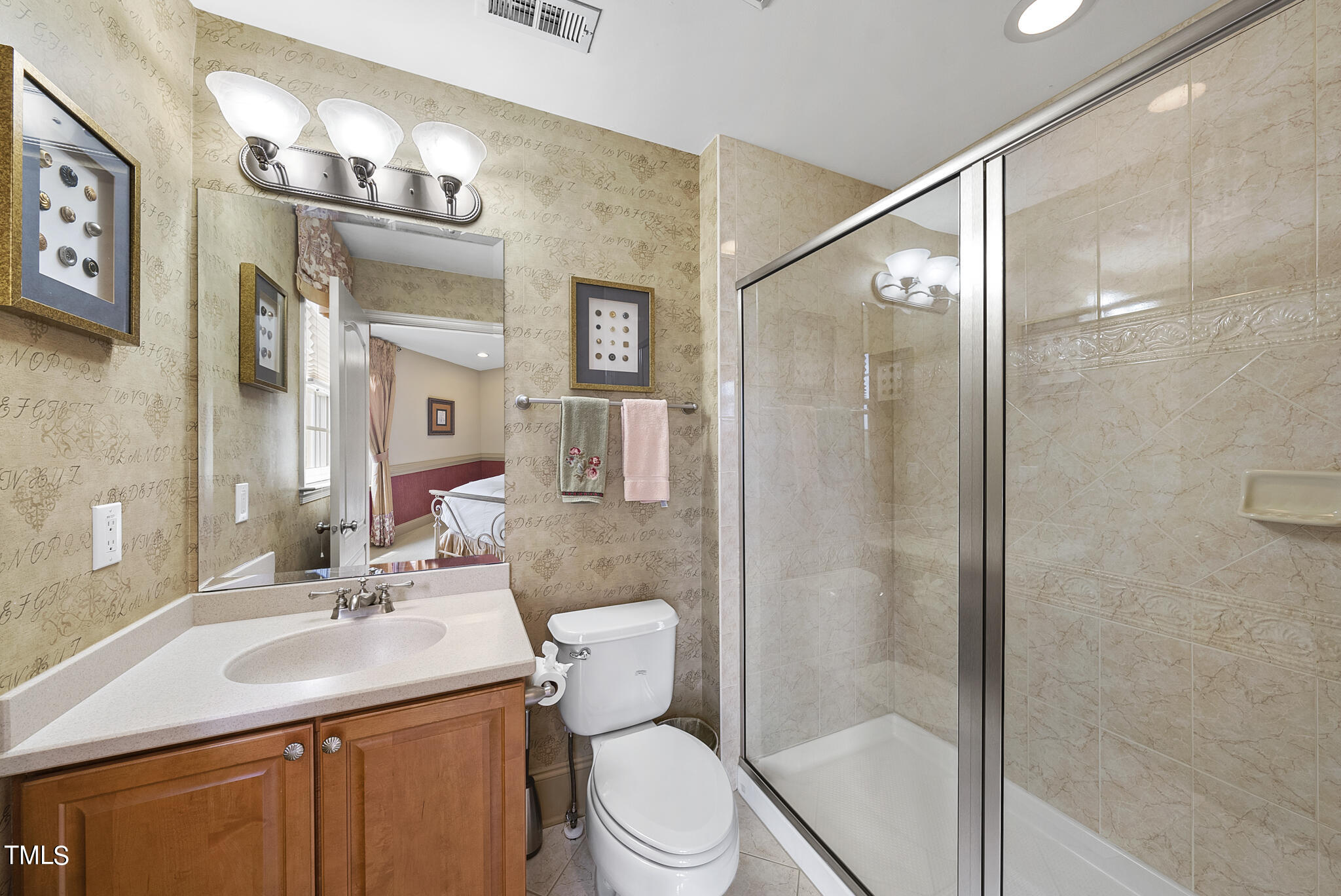 9216 Winged Thistle Court