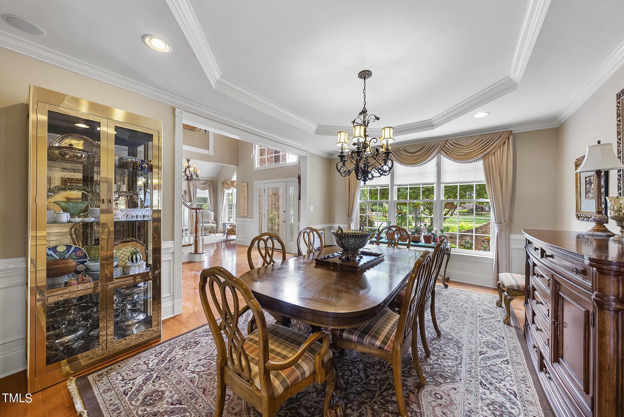 9216 Winged Thistle Court