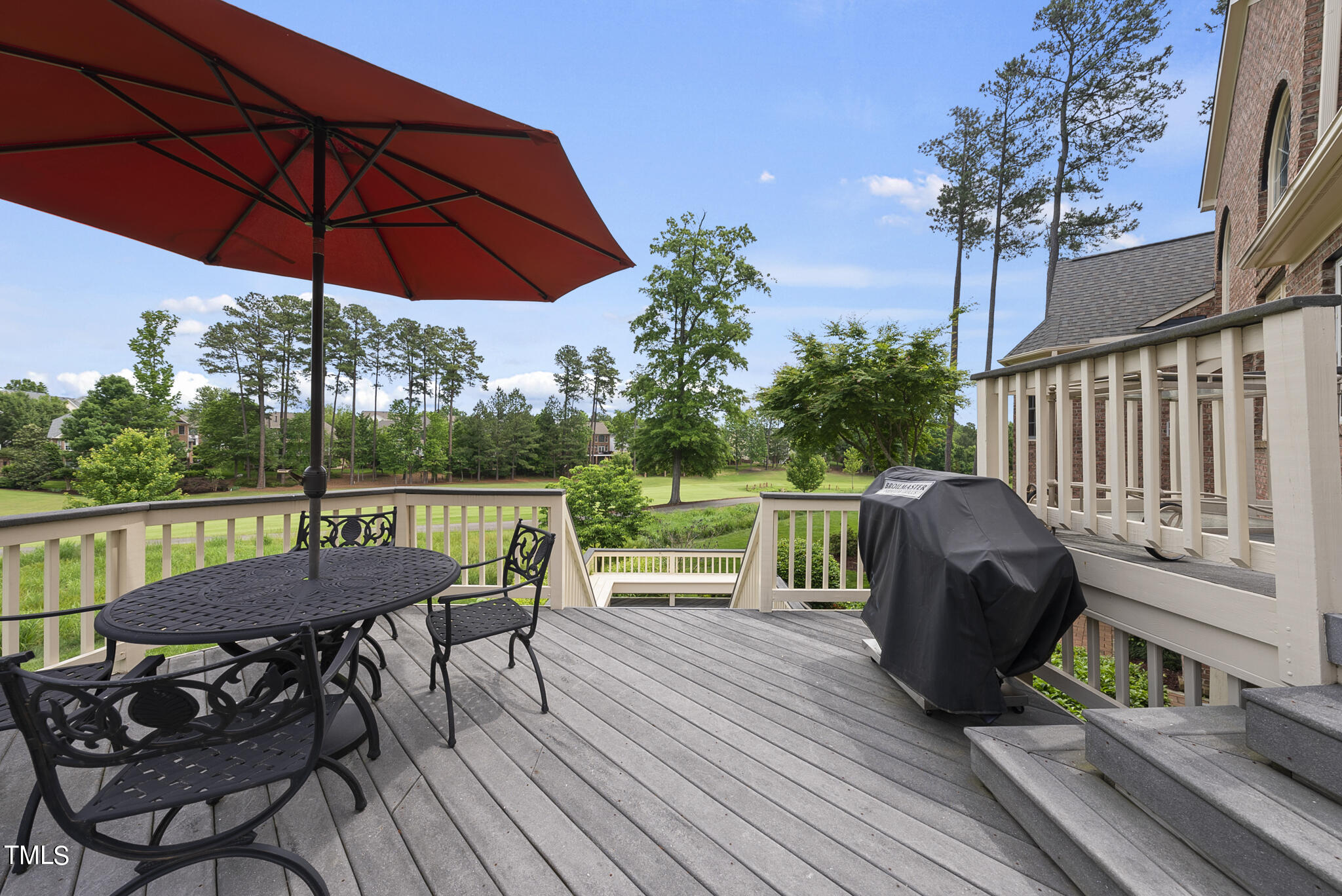 9216 Winged Thistle Court