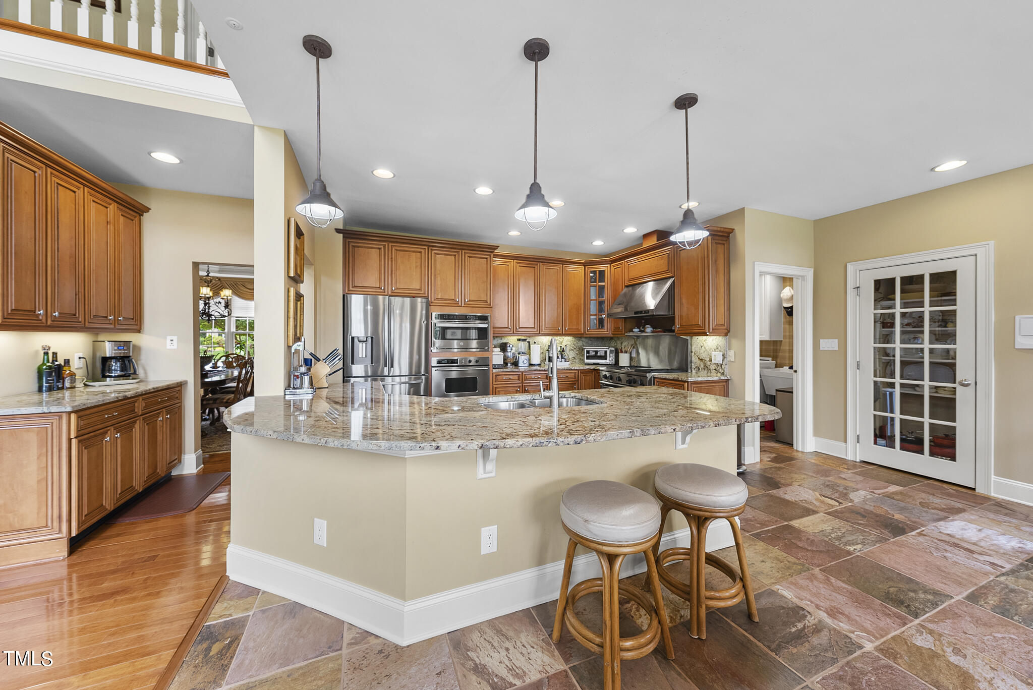 9216 Winged Thistle Court