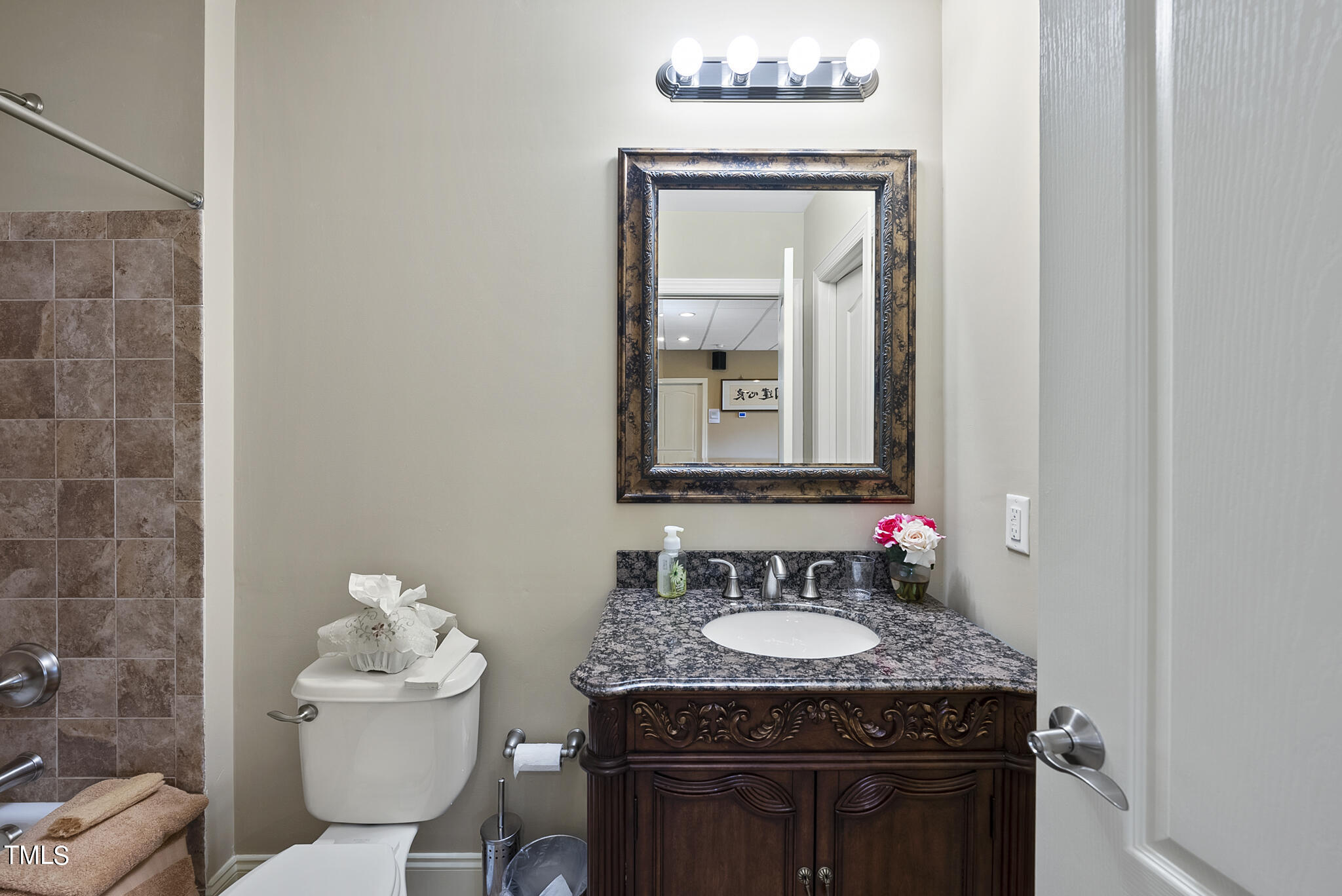 9216 Winged Thistle Court