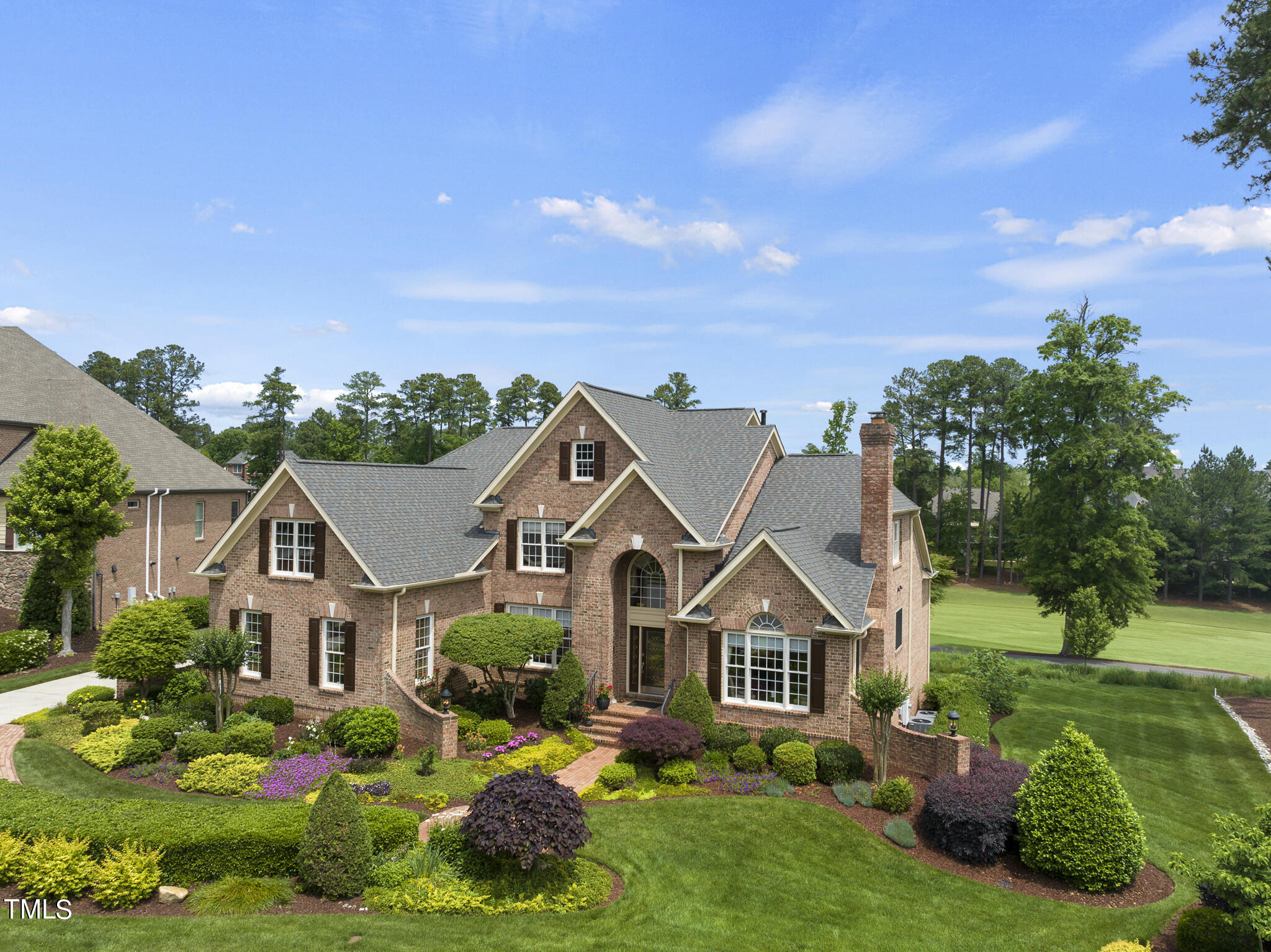 9216 Winged Thistle Court