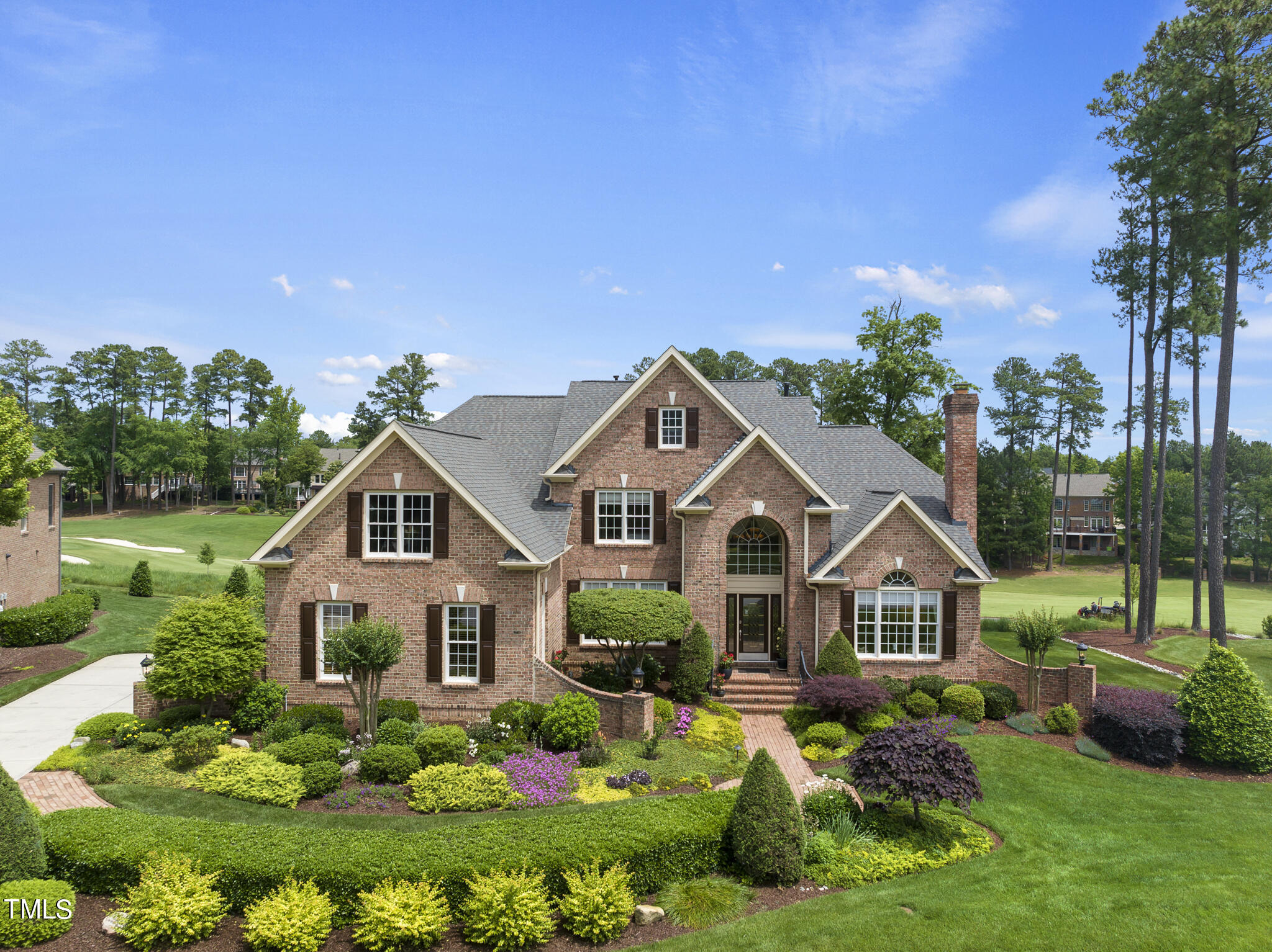 9216 Winged Thistle Court