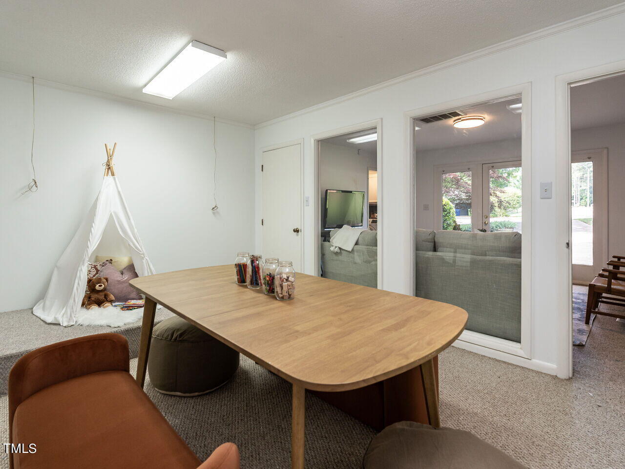 301 Ashebrook Drive