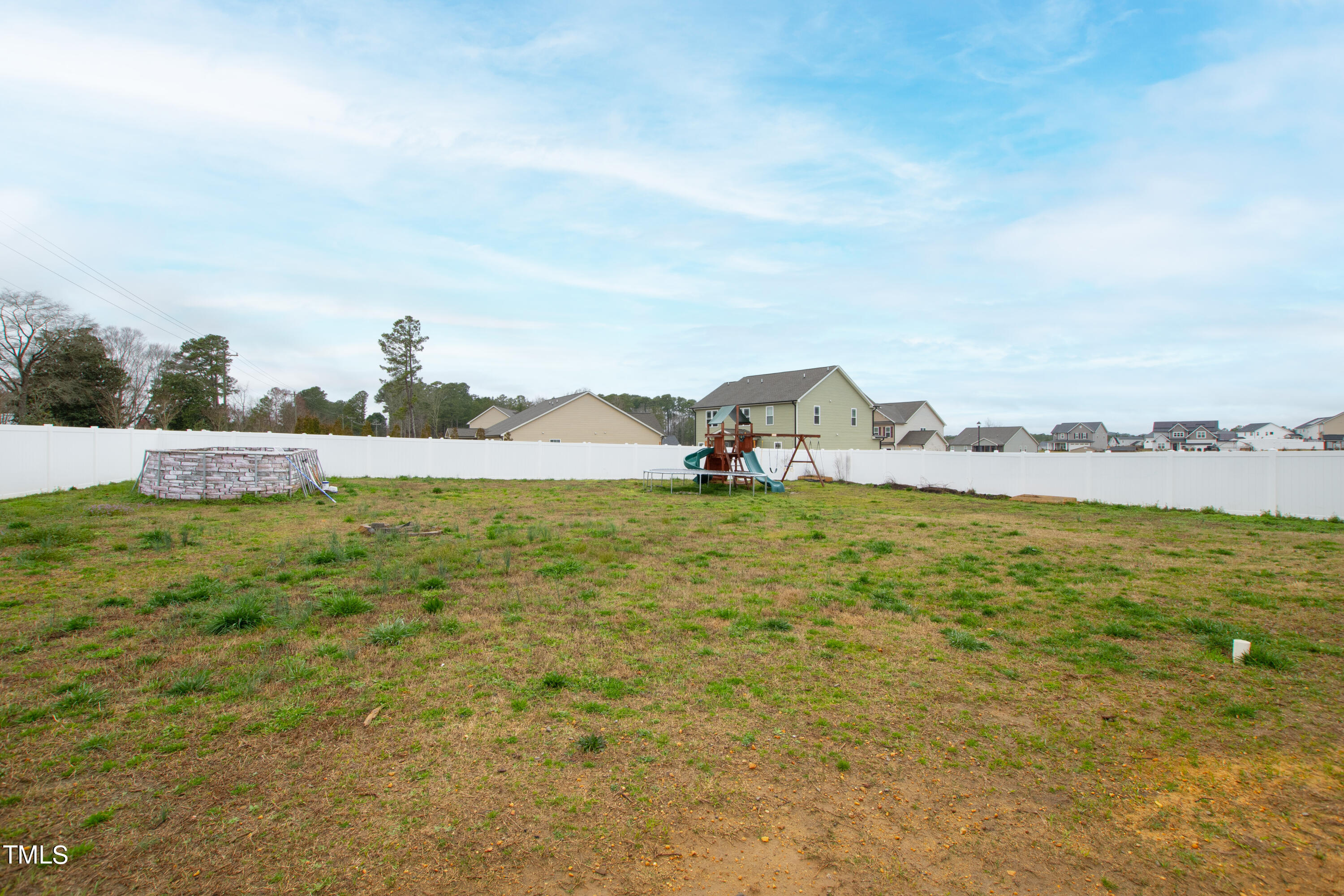 33 Ashpole Trail