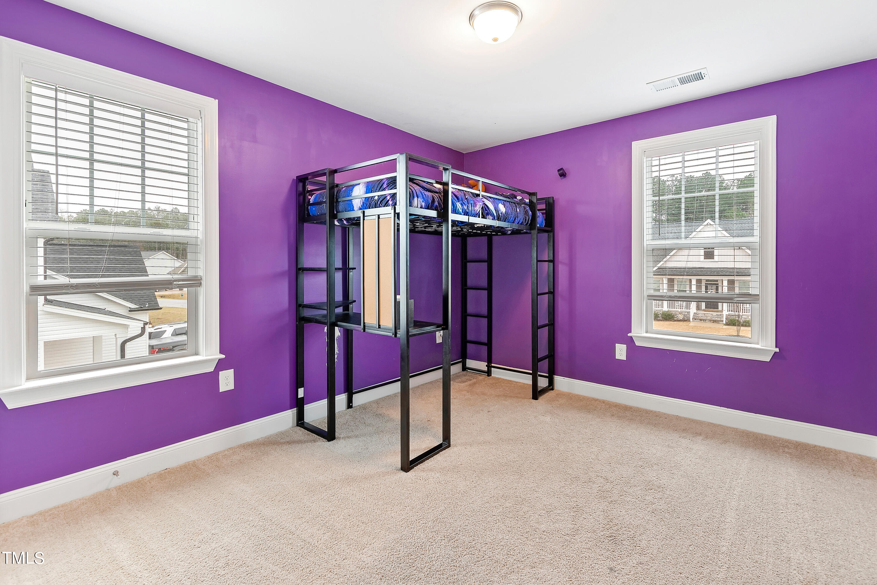 33 Ashpole Trail