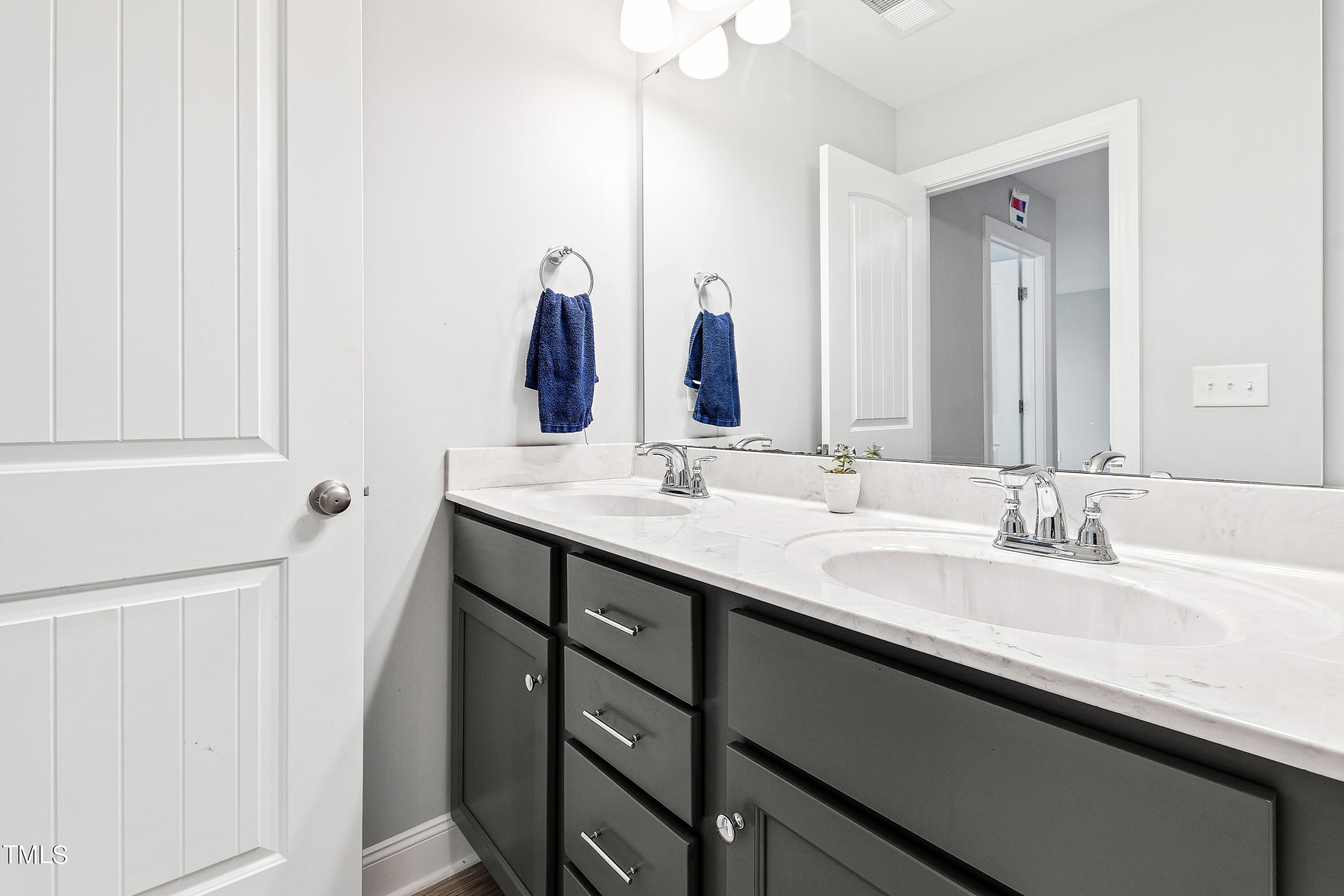 33 Ashpole Trail