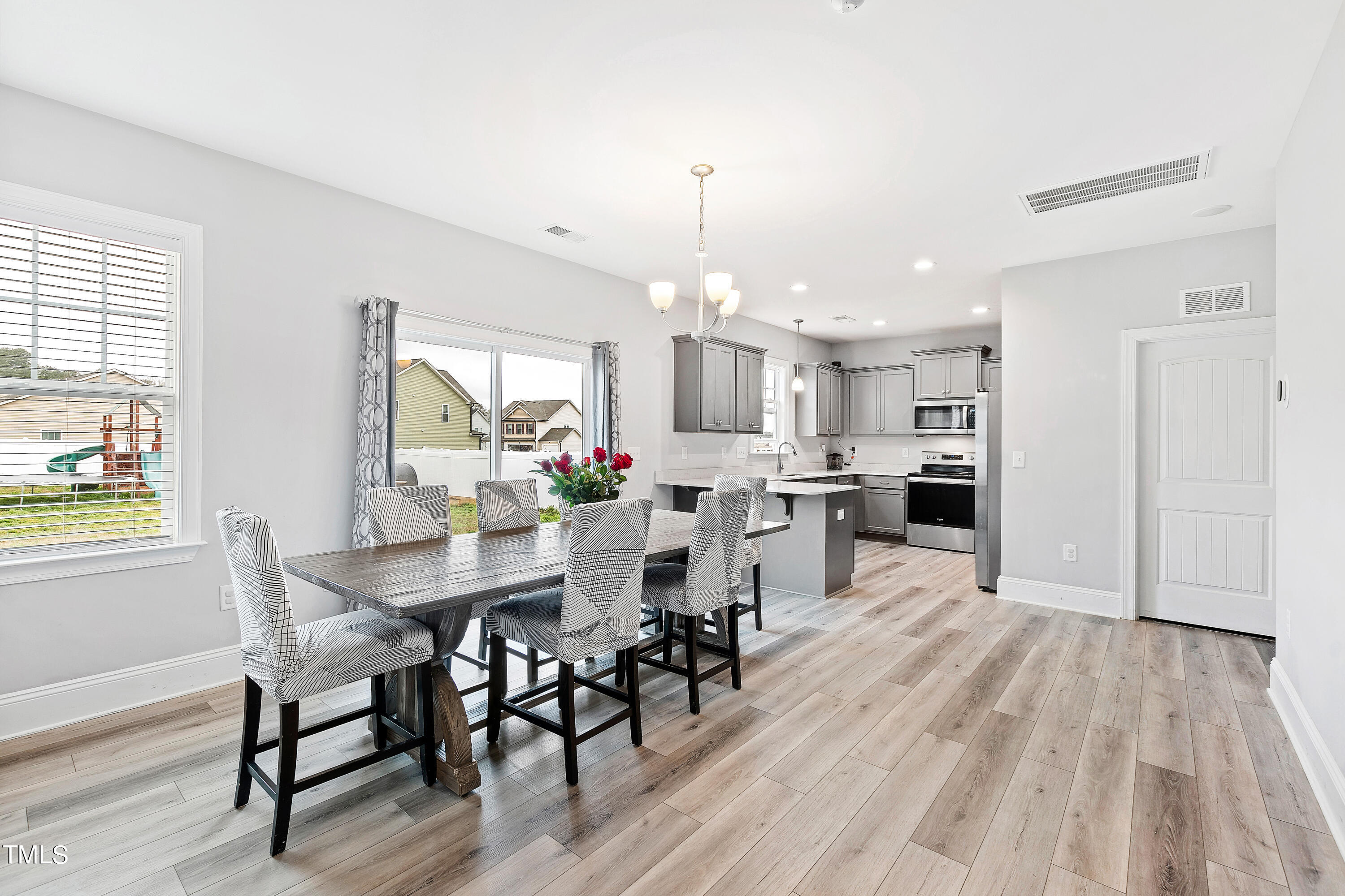 33 Ashpole Trail