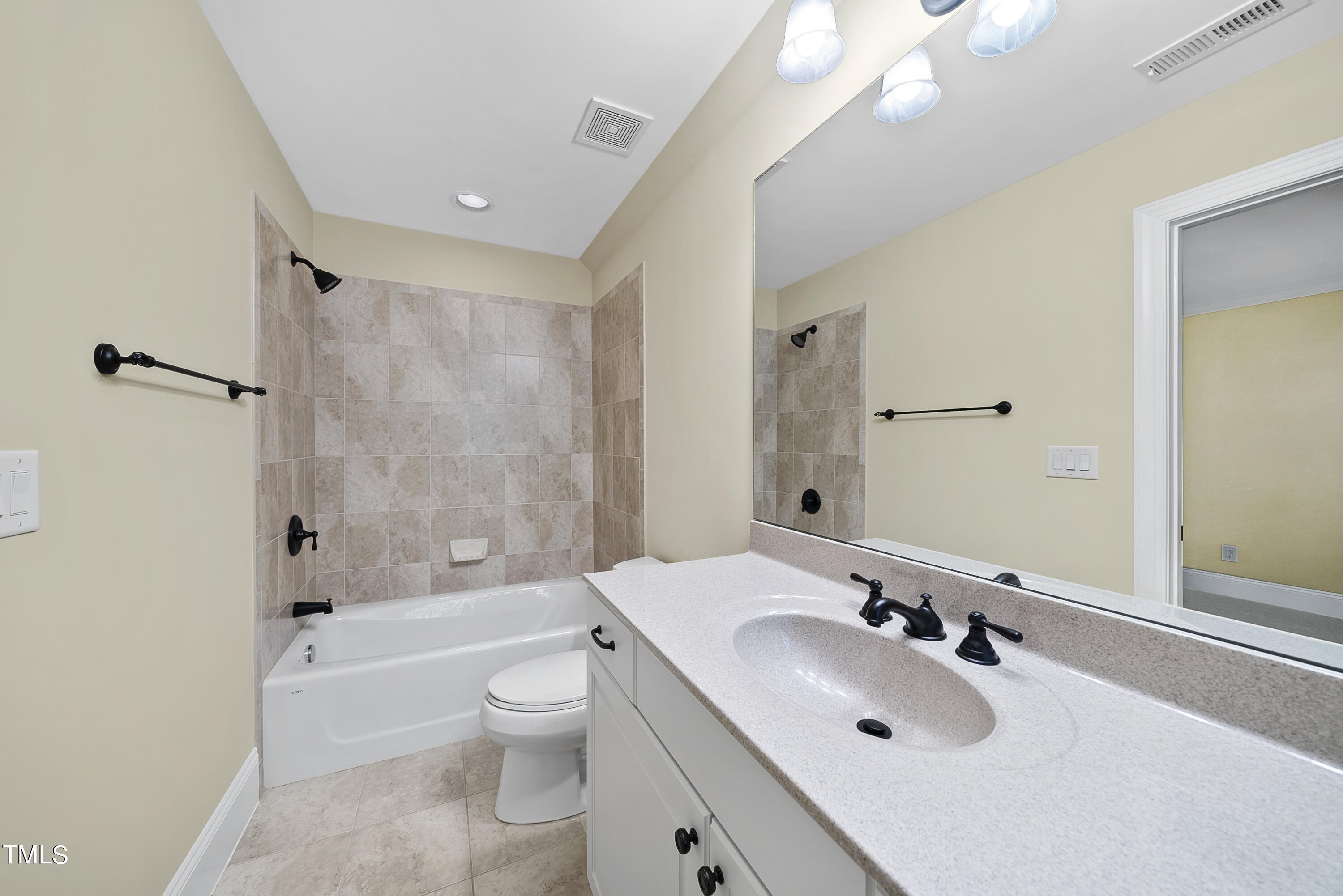 19034 Stone Brook