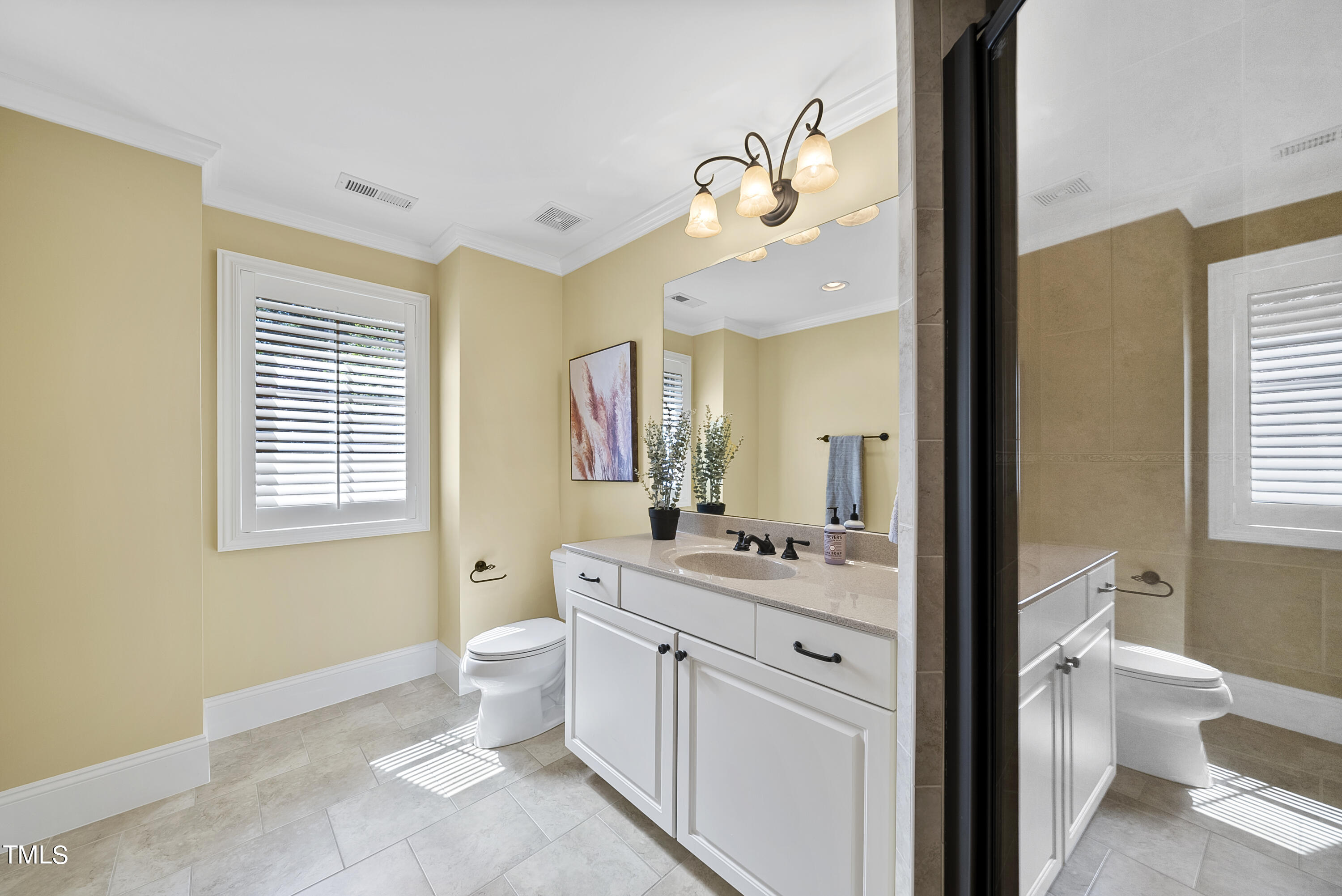 19034 Stone Brook