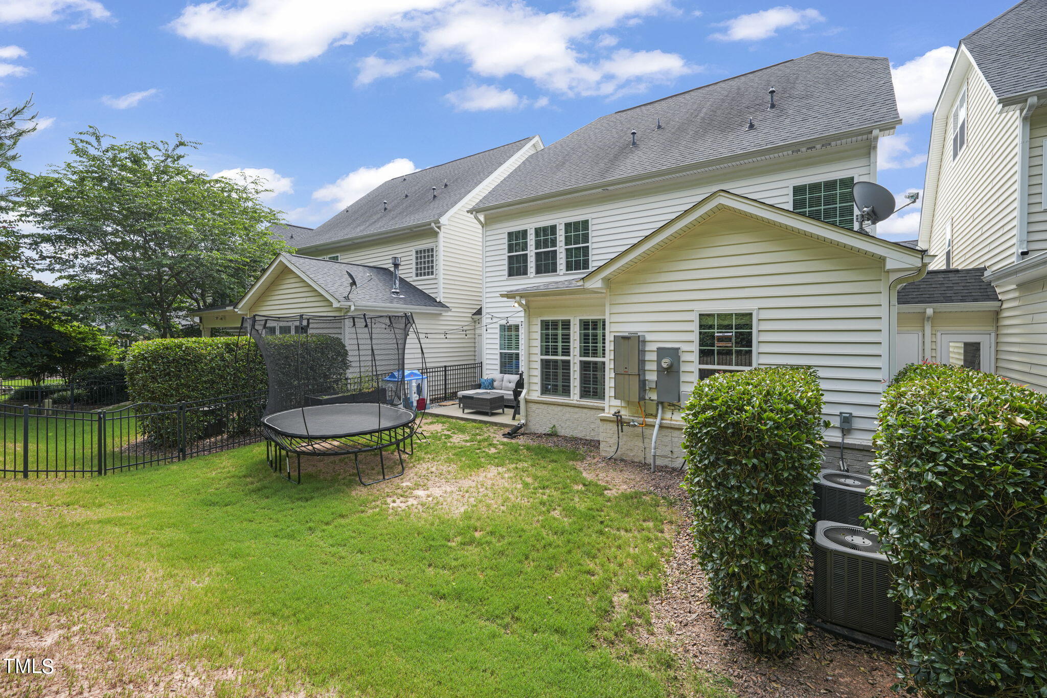 4021 Periwinkle Blue Lane