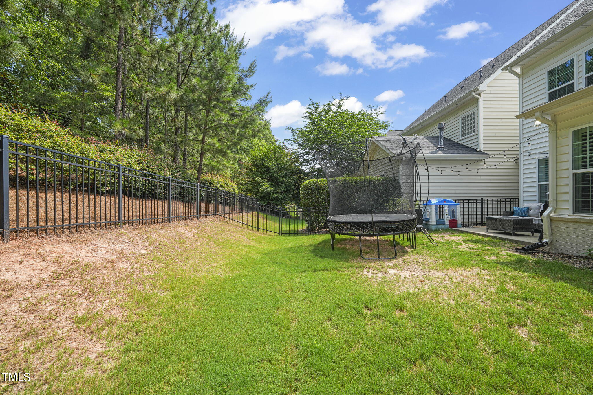 4021 Periwinkle Blue Lane